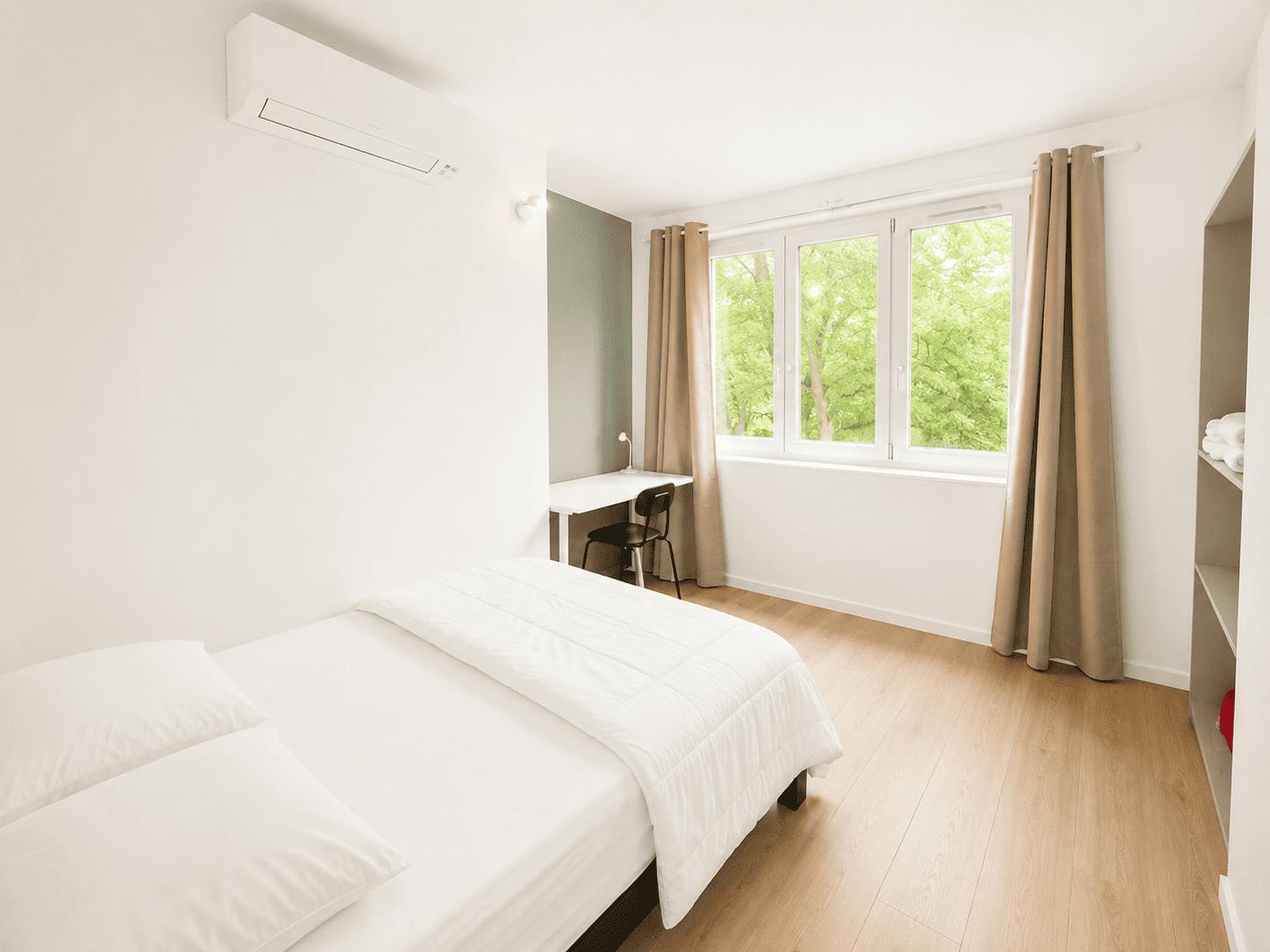 Private room in Avenue Louise Michel, Lille (1734437) room image 8