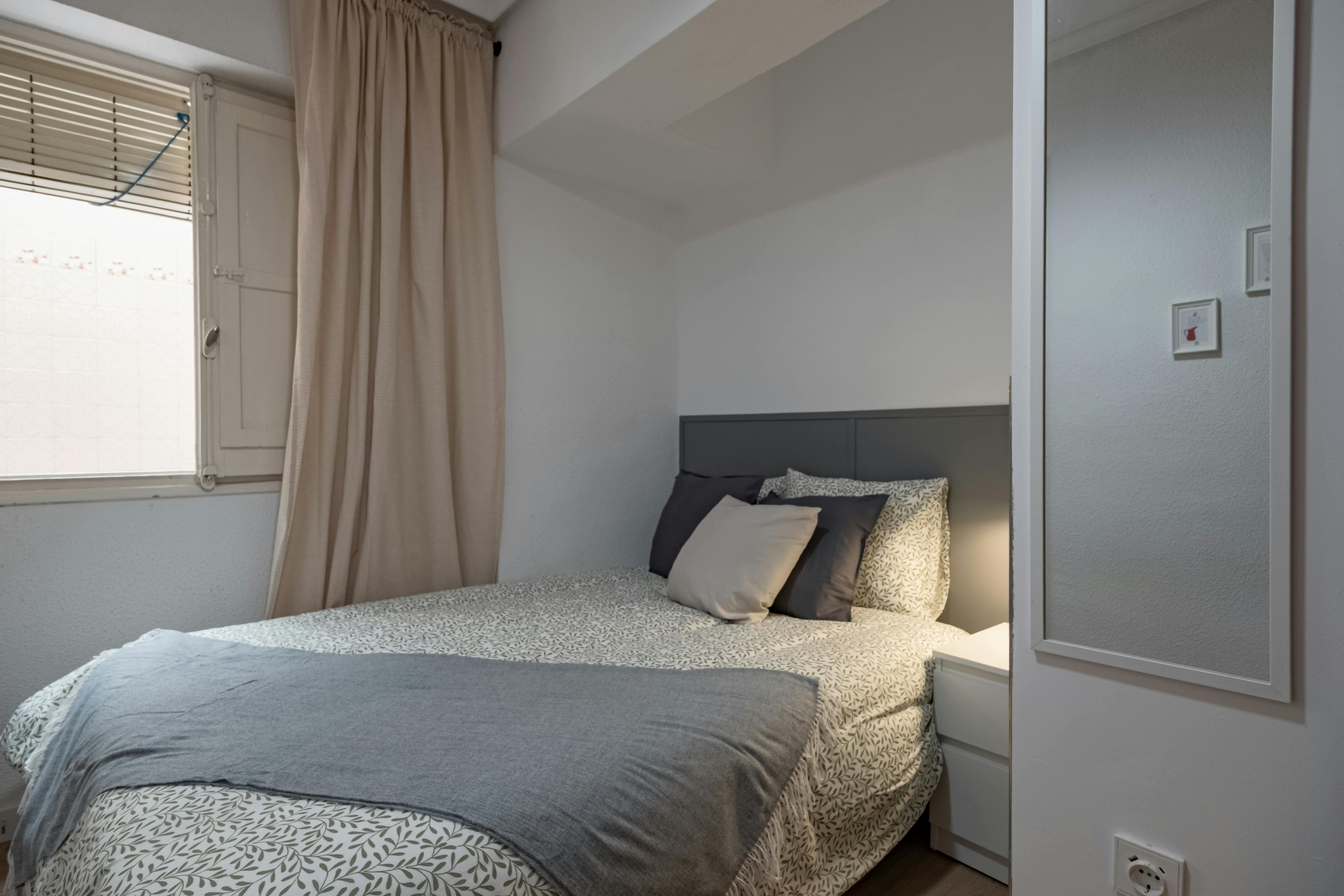 Private room in Carrer Inmaculada del Pla, Alicante (1734447) ROOM 2