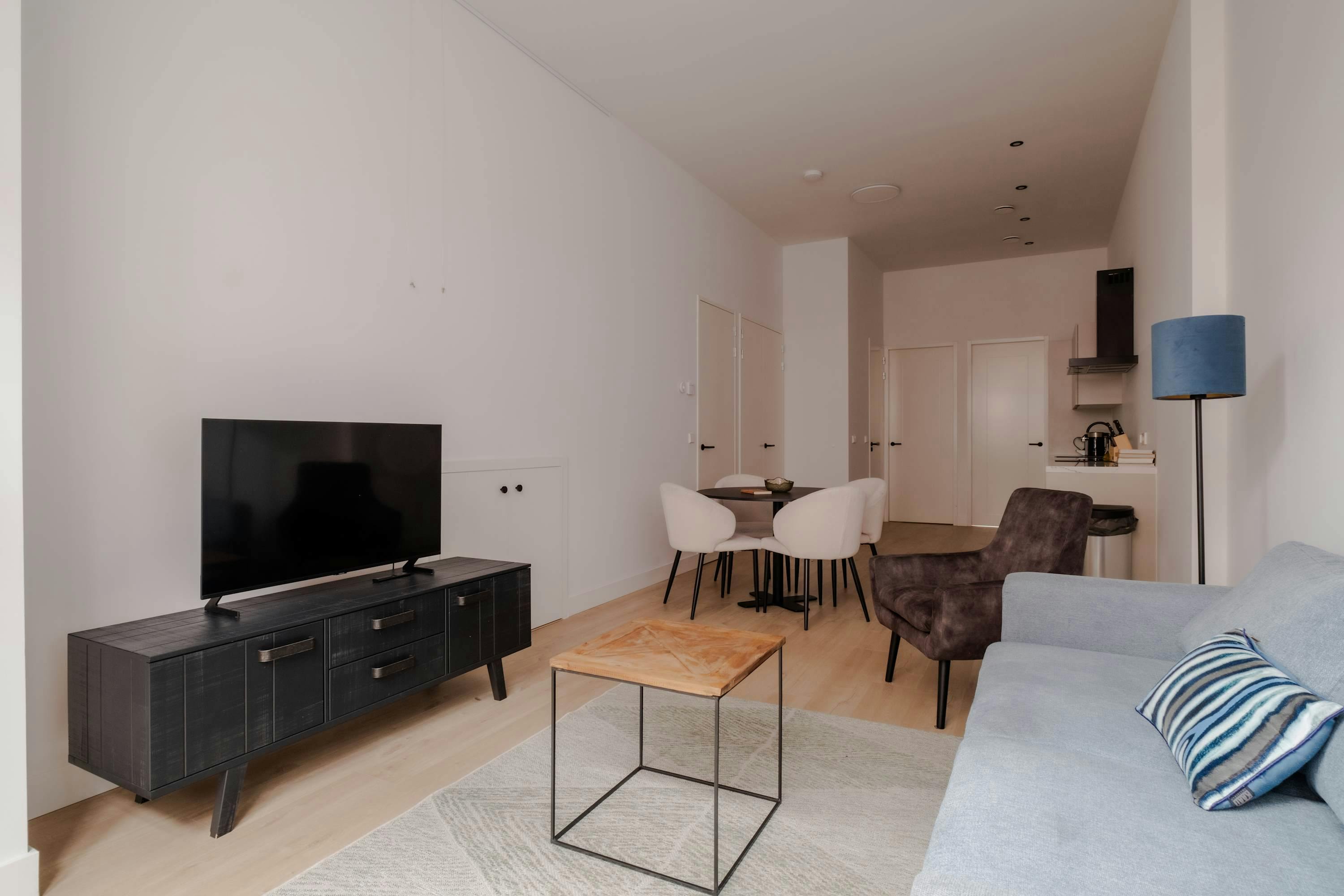 Apartamento para alugar por € 3.053 por mês em Schiedam, Teylerstraat