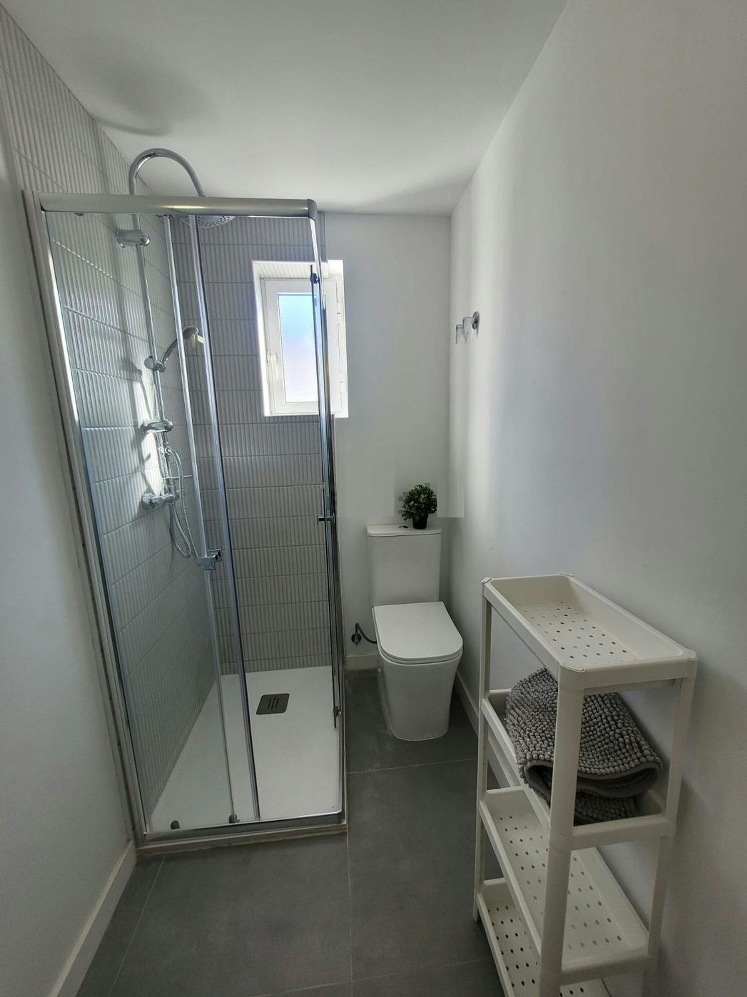 Private room in Carrer de Juan de Garay, Valencia (1734494) room image 2