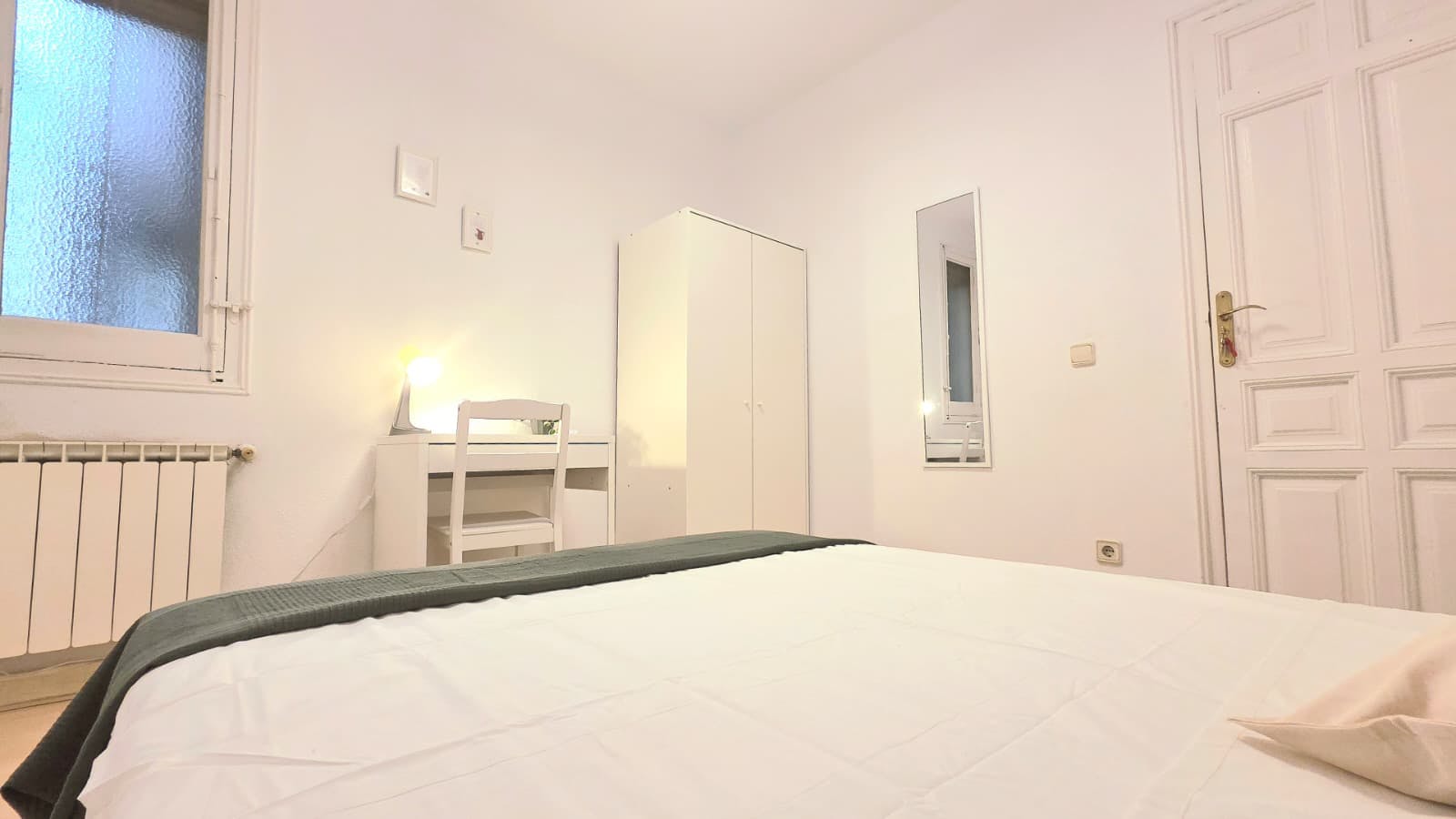 Private room in Calle de Trafalgar, Madrid (1734502) room image 2
