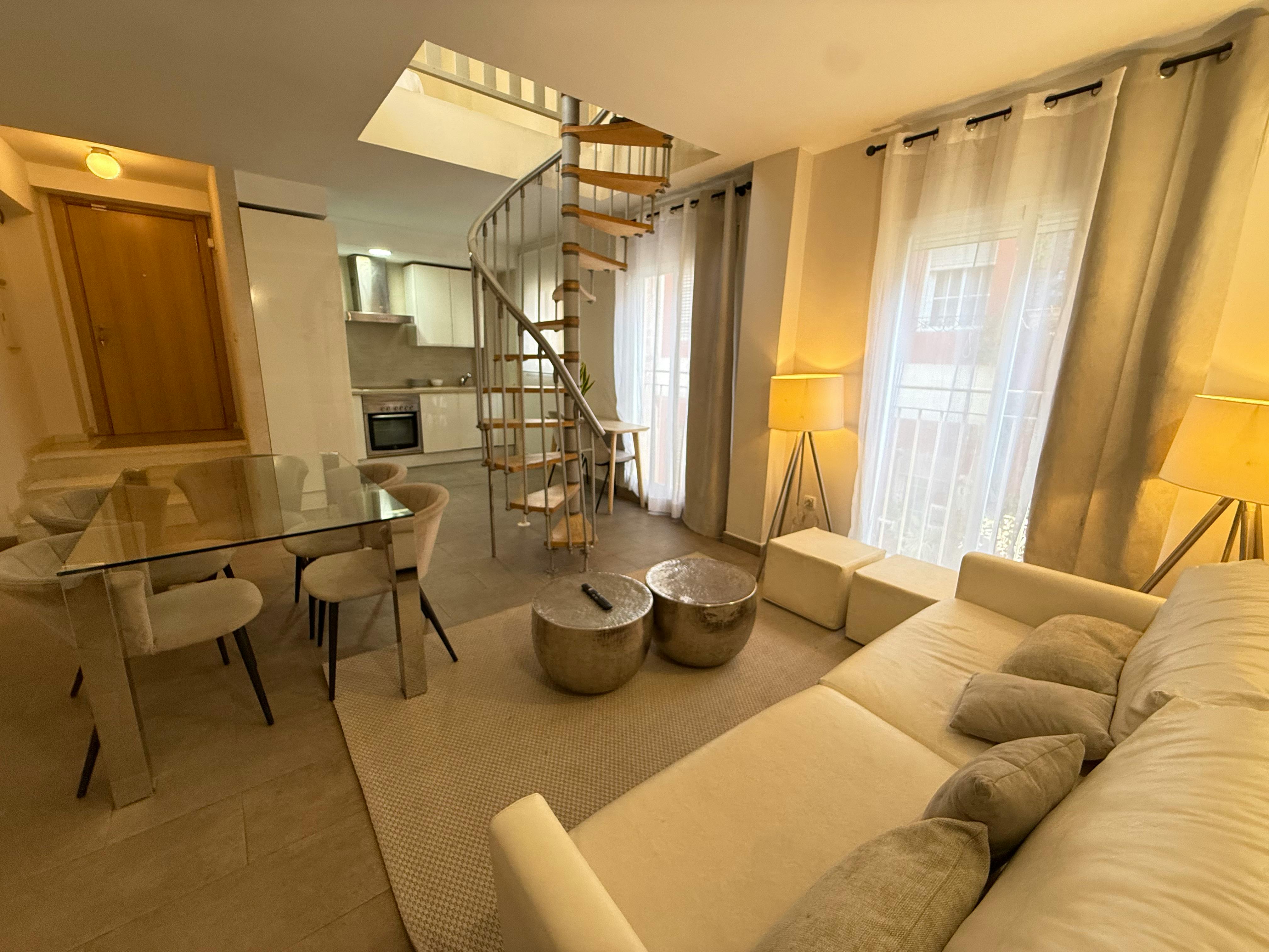 4-Bedroom Apartment in Carrer de Balmes, Valencia (1734529) room image 2