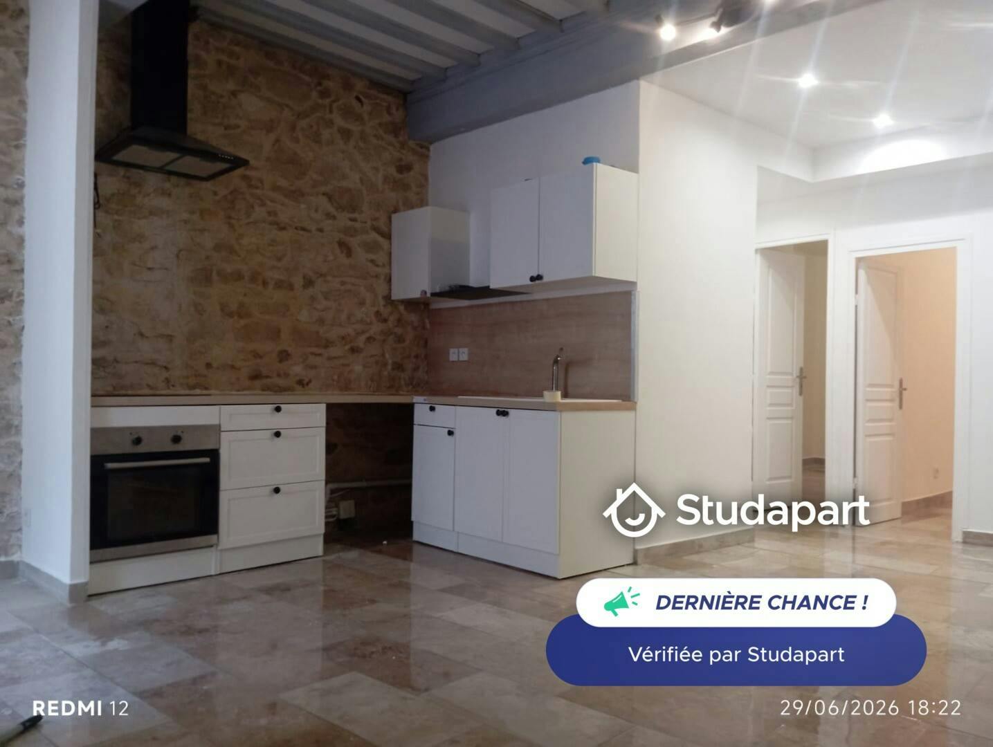 Apartament de închiriat pentru 850 EUR pe lună în Nîmes, Rue Roussy