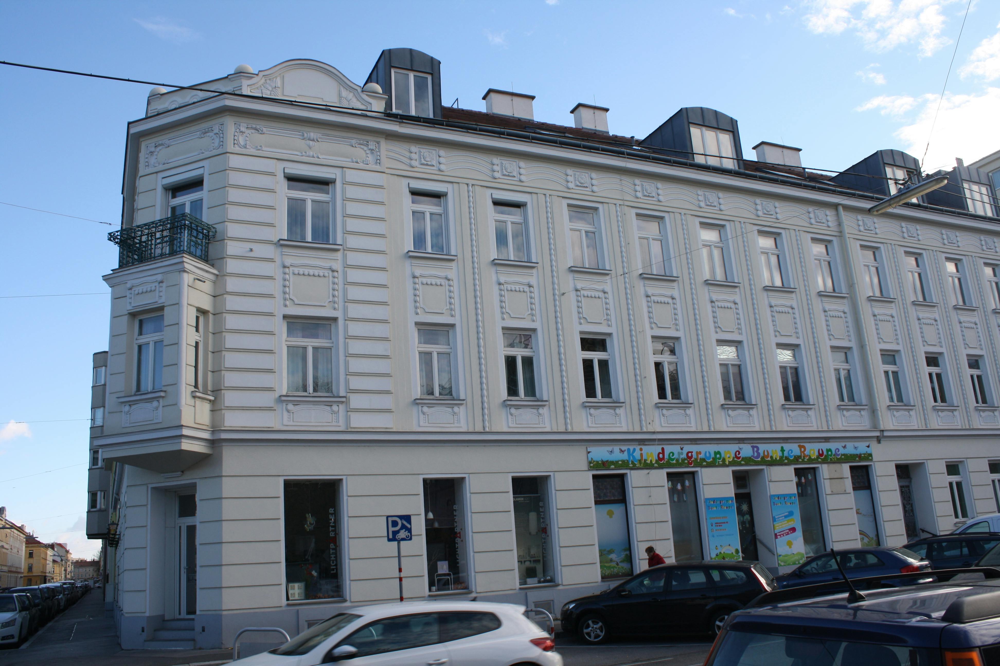 7-Bedroom Apartment in Jedleseer Straße, Vienna (1734563) ROOM 1