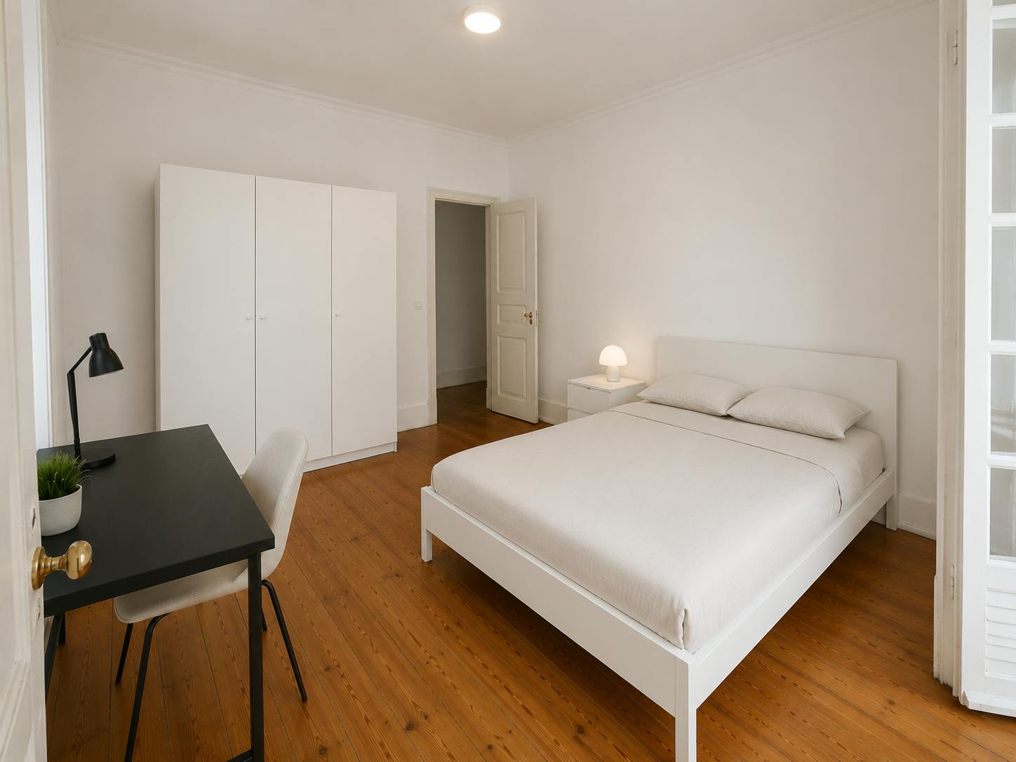 Private room in Rua de Santa Marta, Lisbon (1734597) room image 1