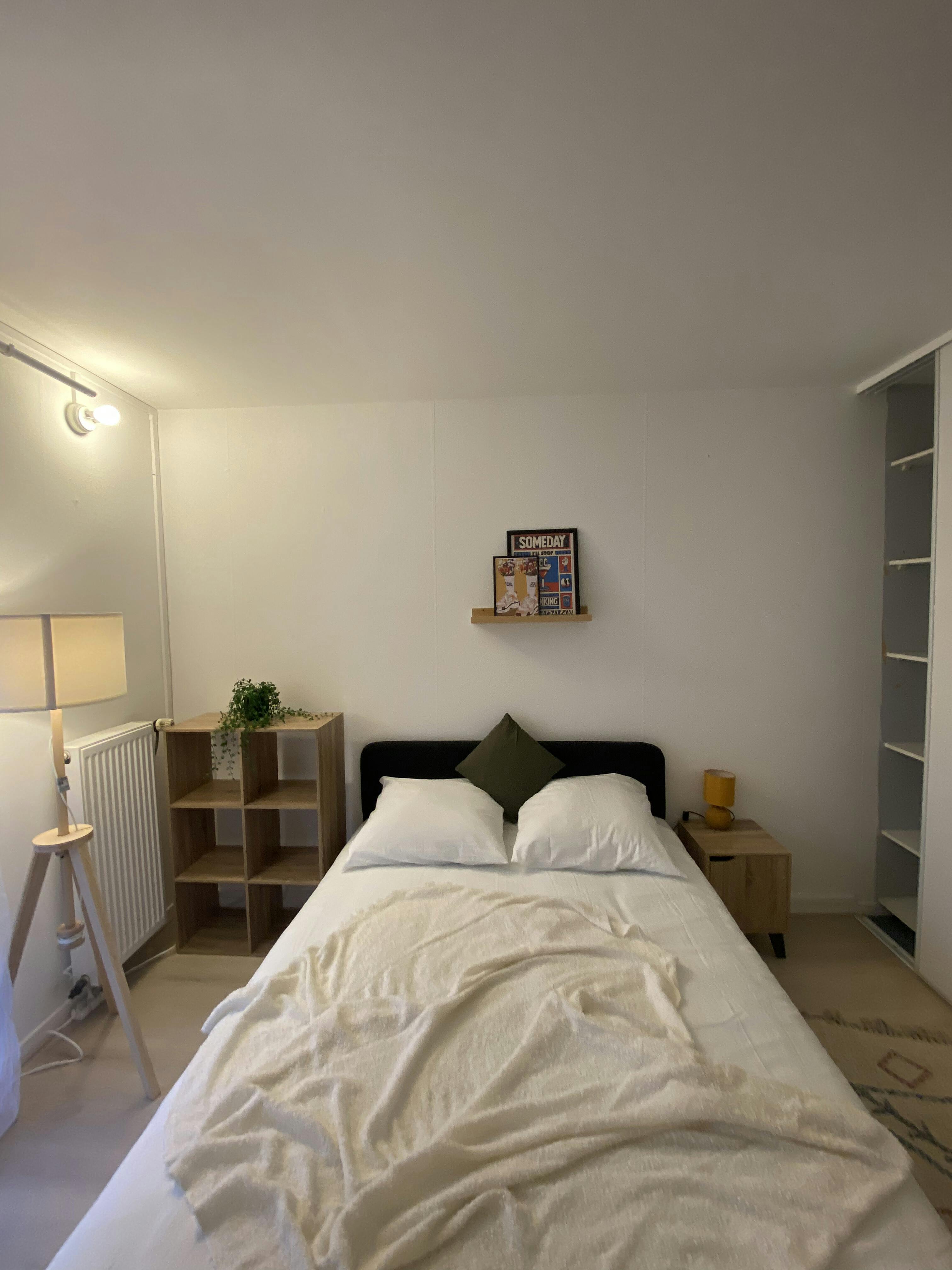 Private room in Rue de la Grande Brasserie, Lille (1734624) ROOM 1