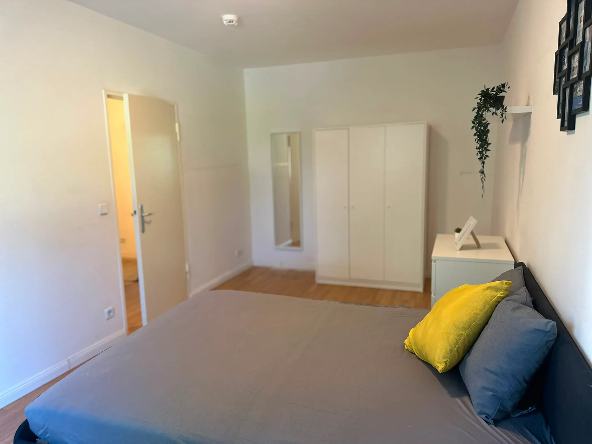 Private room in Huttenstraße, Berlin (1734661) ROOM 2