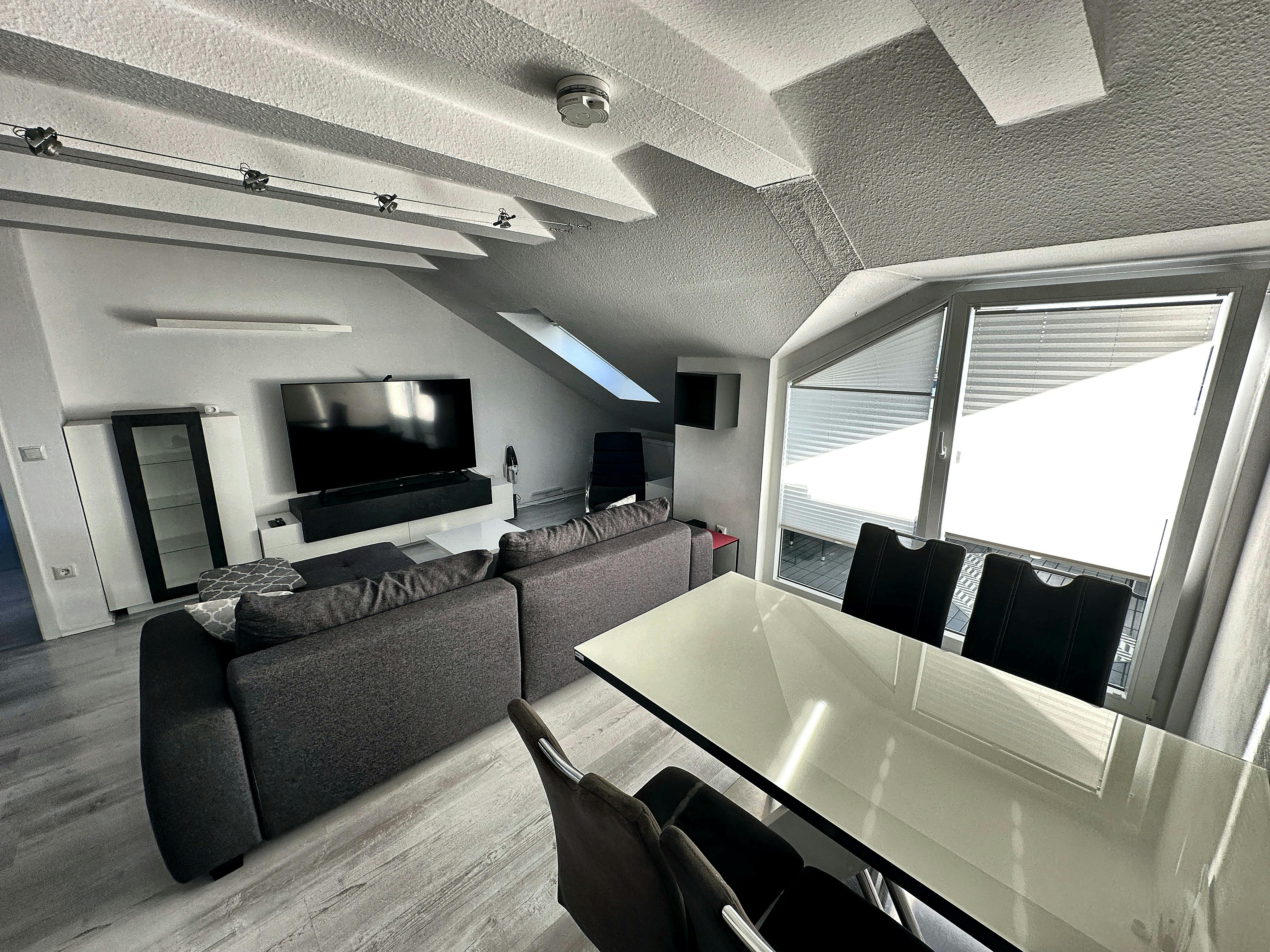 Appartement à louer pour 2 290 €/mois à Augsburg, Geschwister-Scholl-Straße
