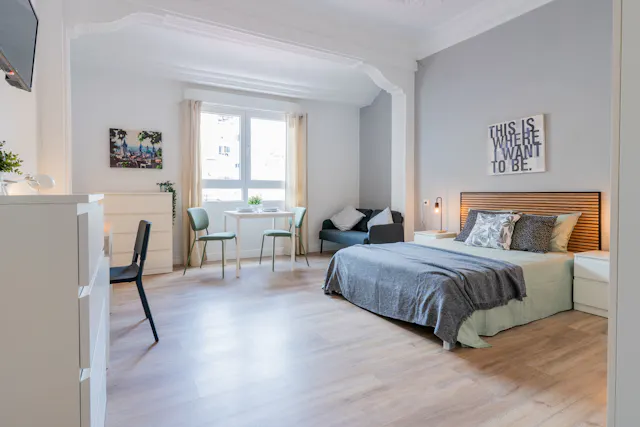 Private room in Carrer d'Honorat Juan, Valencia (1734694) room image 2