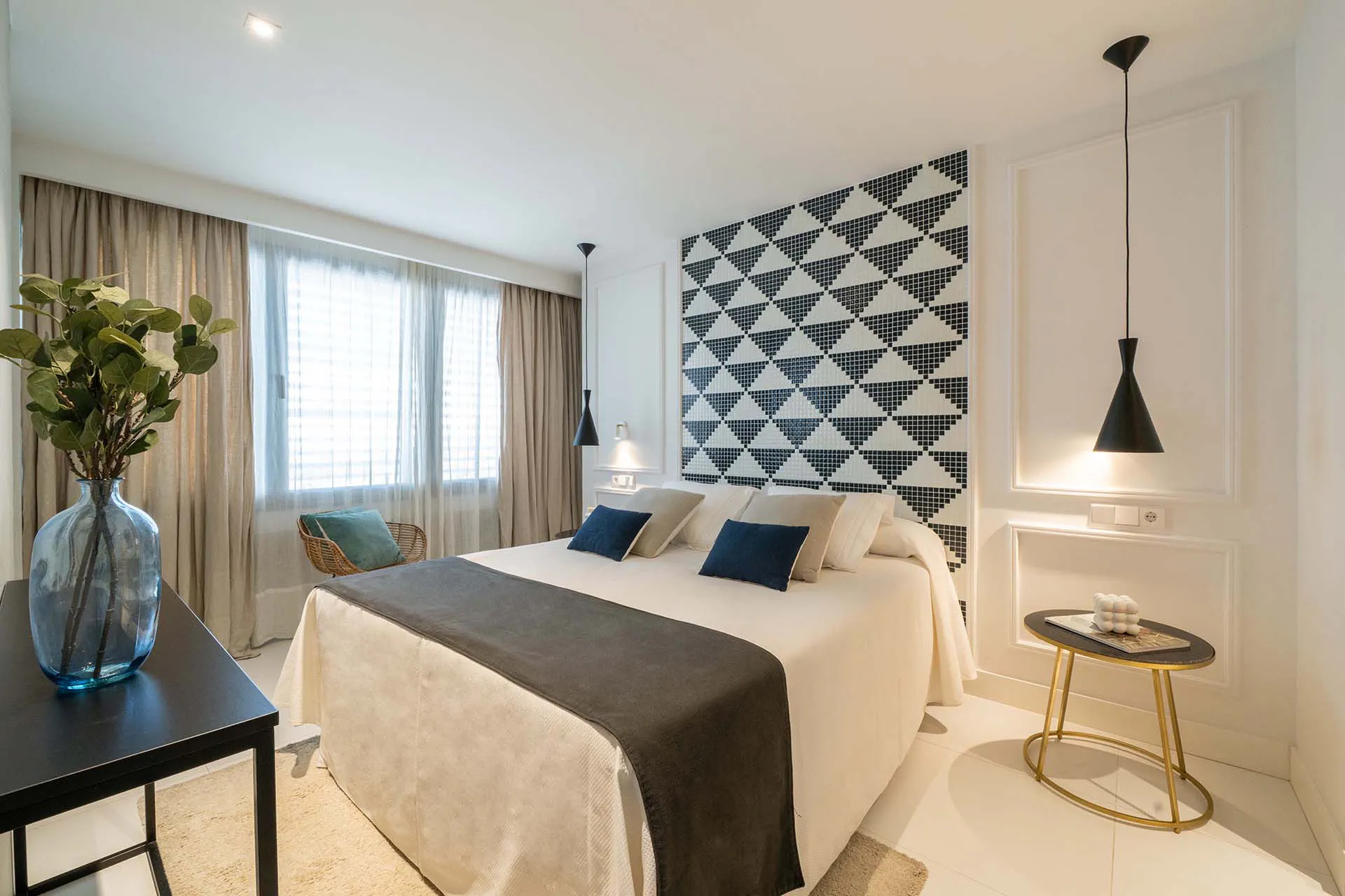 1-Bedroom Apartment in Calle de Orense, Madrid (1734870) ROOM 1