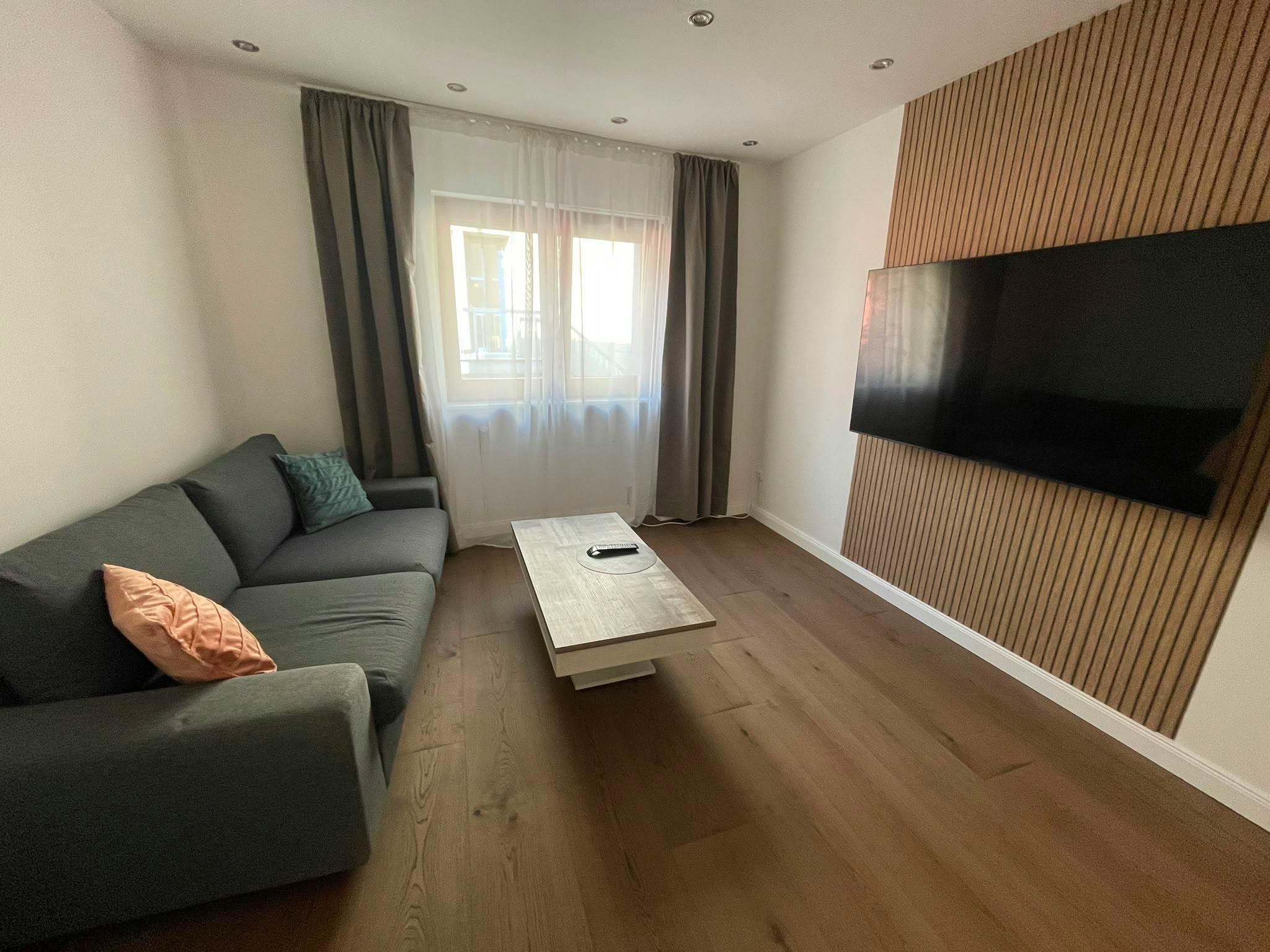 Lägenhet att hyra för 1 900 € i månaden i Bayreuth, Kulmbacher Straße