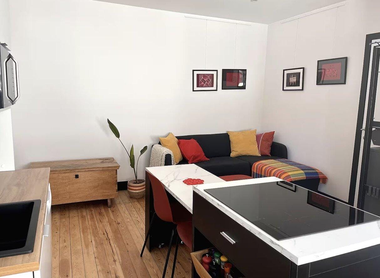 Apartament de închiriat pentru 950 EUR pe lună în Liège, Rue des Lys
