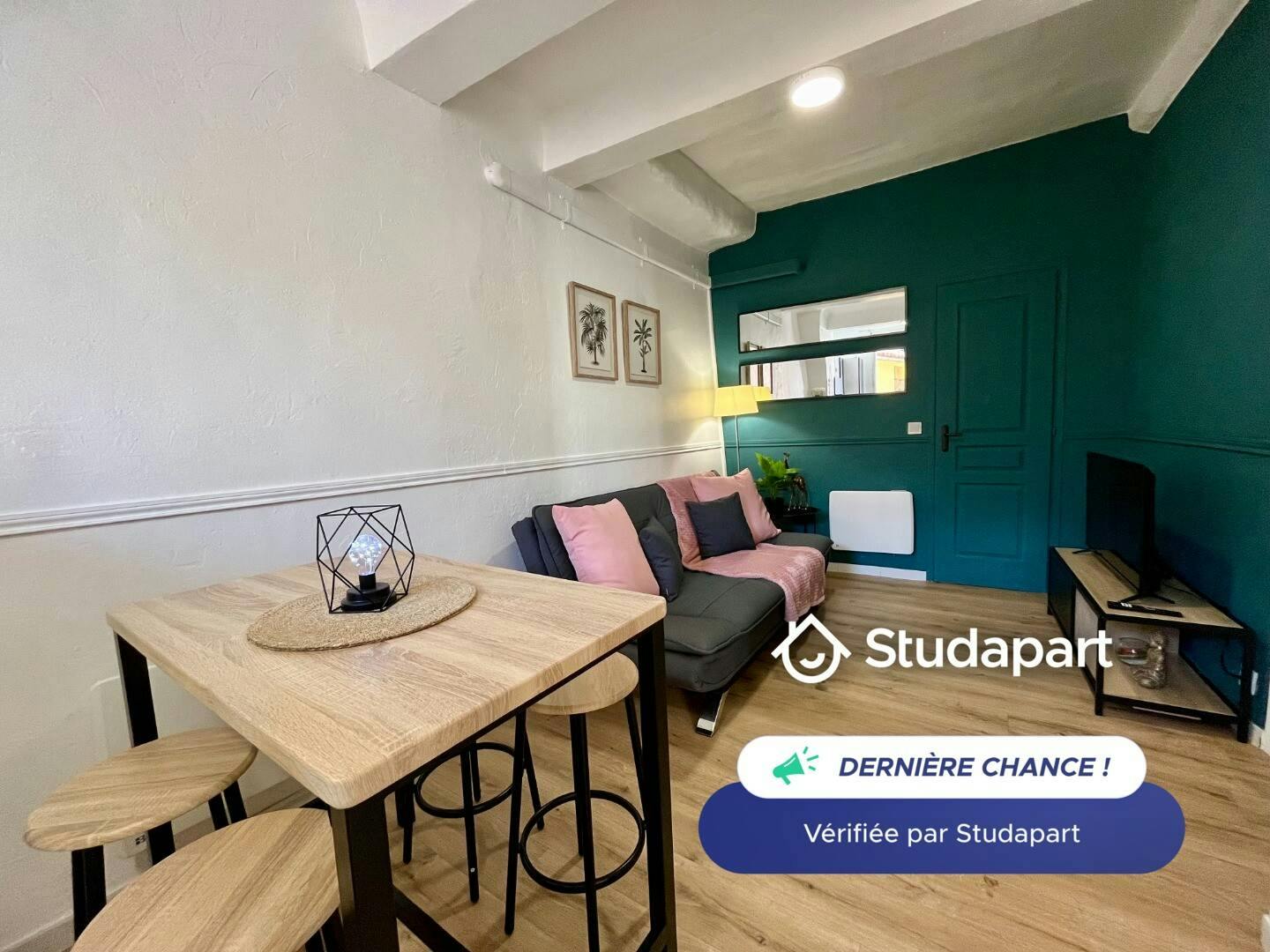 Apartament de închiriat pentru 770 EUR pe lună în Grasse, Rue de la Fontette
