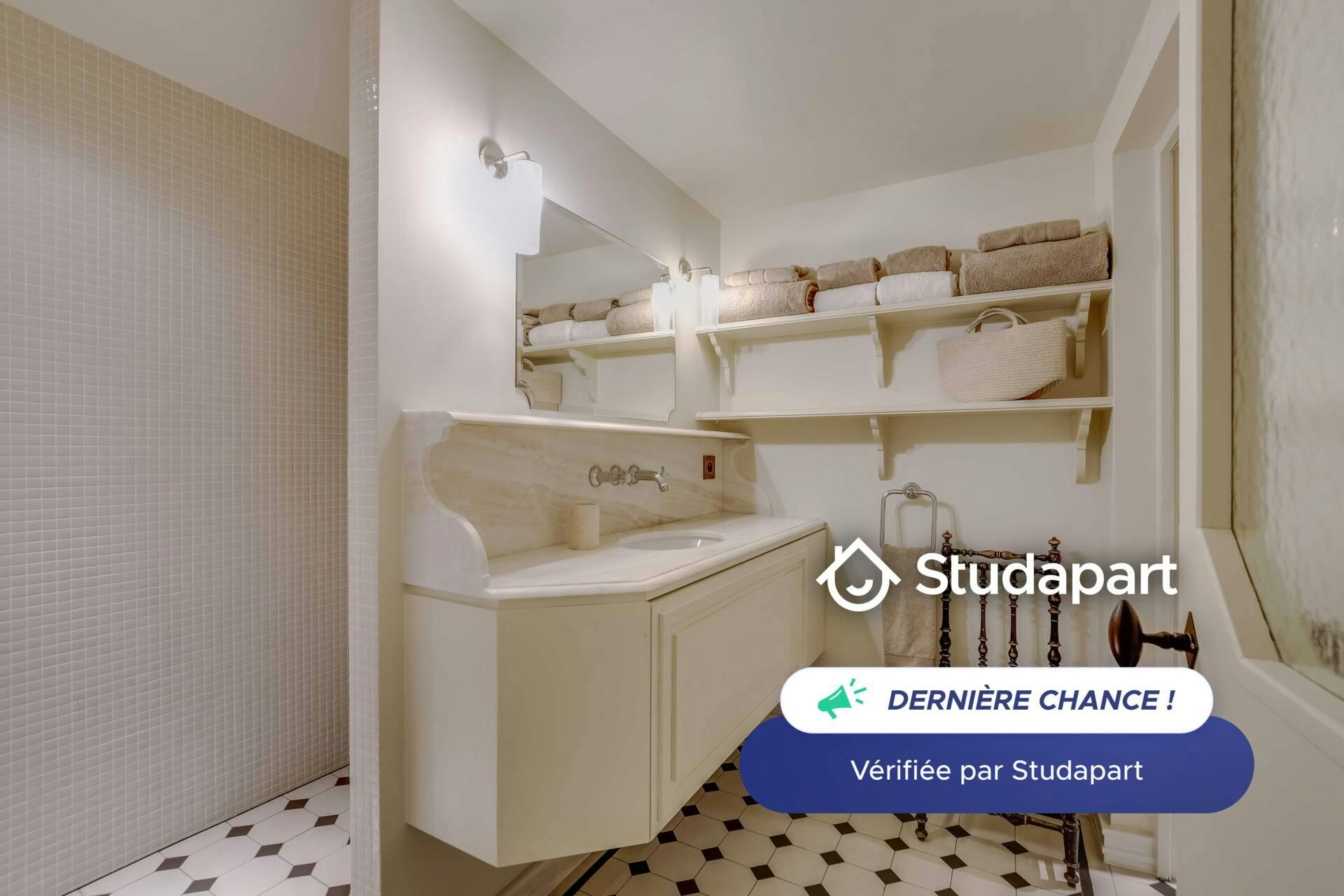 Appartement – Paris, 7th Arrondissement - Plus
