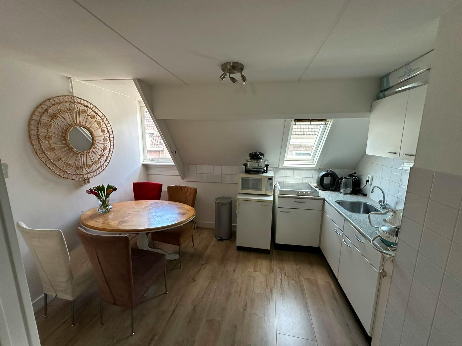 Appartamento in affitto a 10 € al mese a Utrecht, Kromme Nieuwegracht