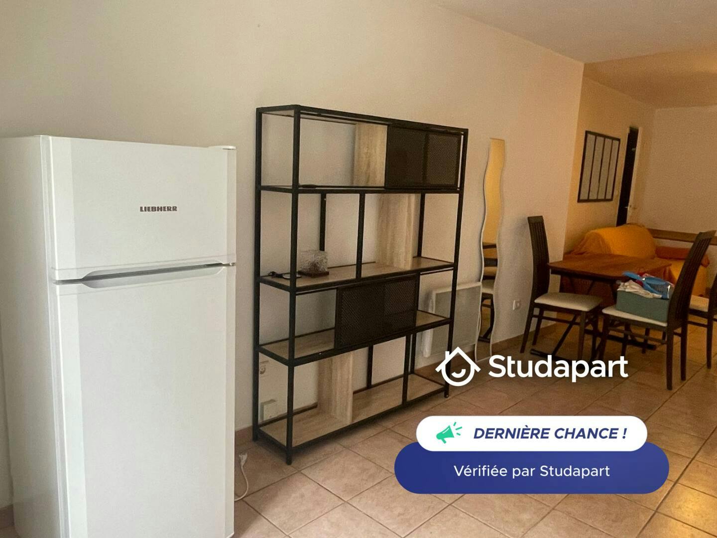 Apartament de închiriat pentru 545 EUR pe lună în Éguilles, Impasse du Mûrier