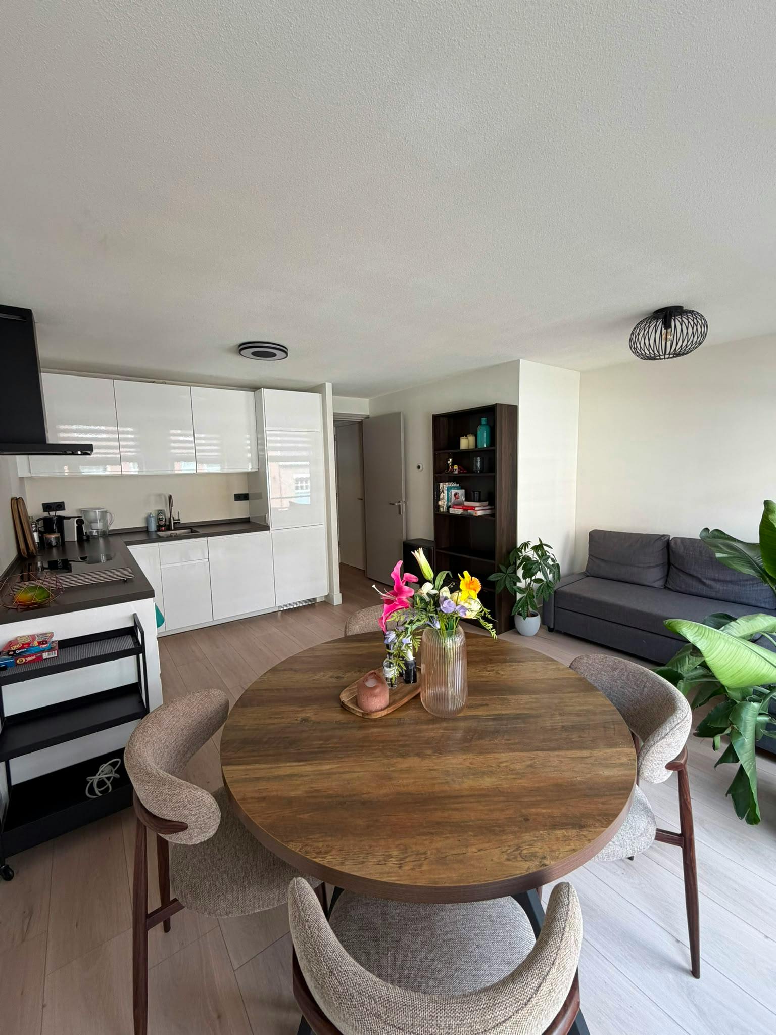 Appartement à louer pour 2 999 €/mois à Amsterdam, Tollensstraat