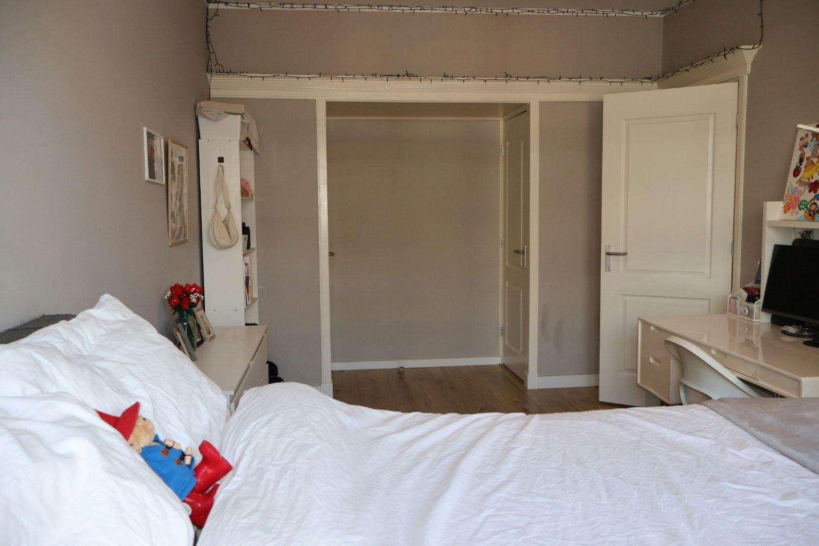 1-Bedroom Apartment in Loenensestraat, The Hague (1735334) ROOM 2