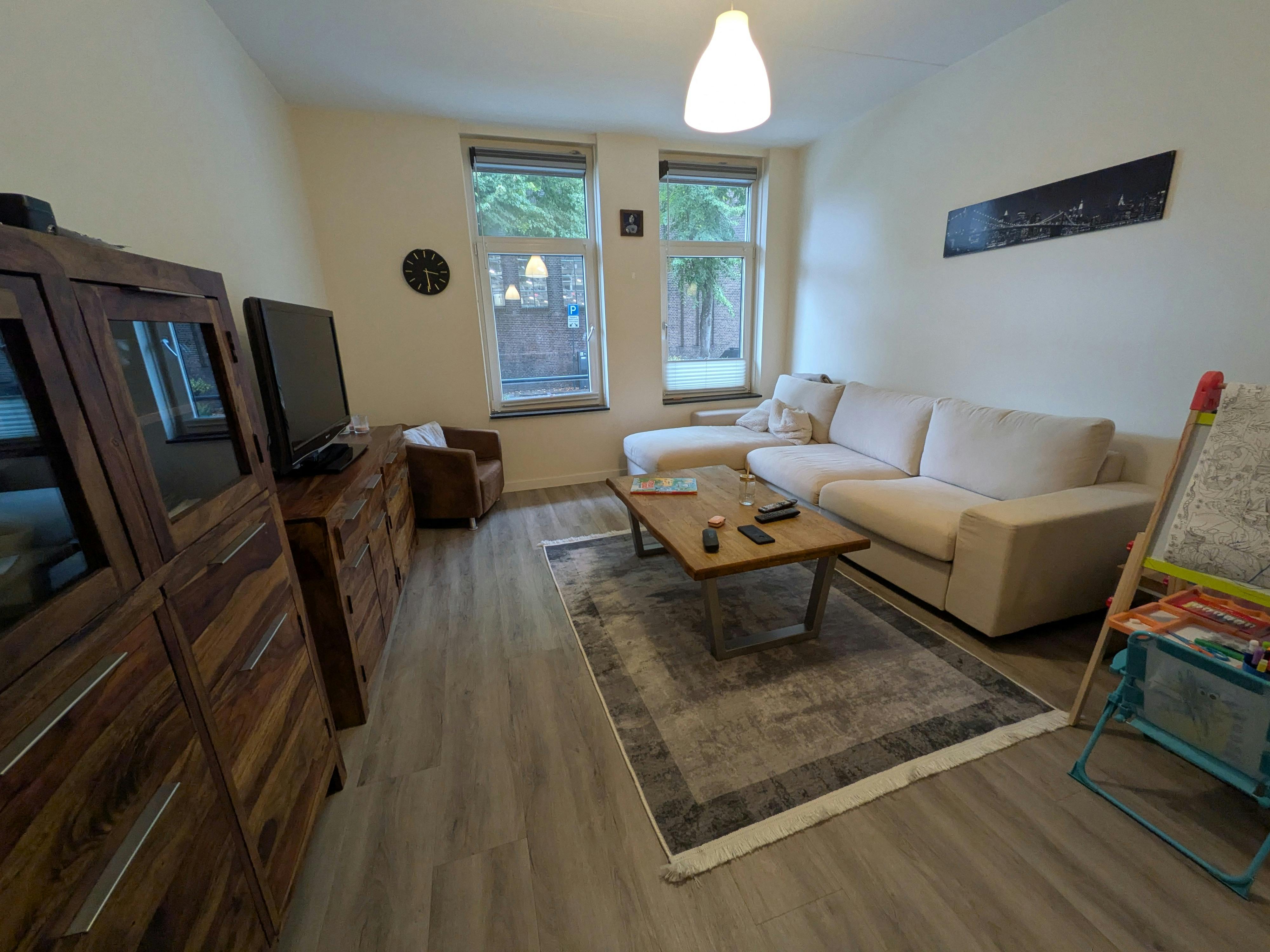 2-Bedroom Apartment in Kootsekade, Rotterdam (1735360) ROOM 1