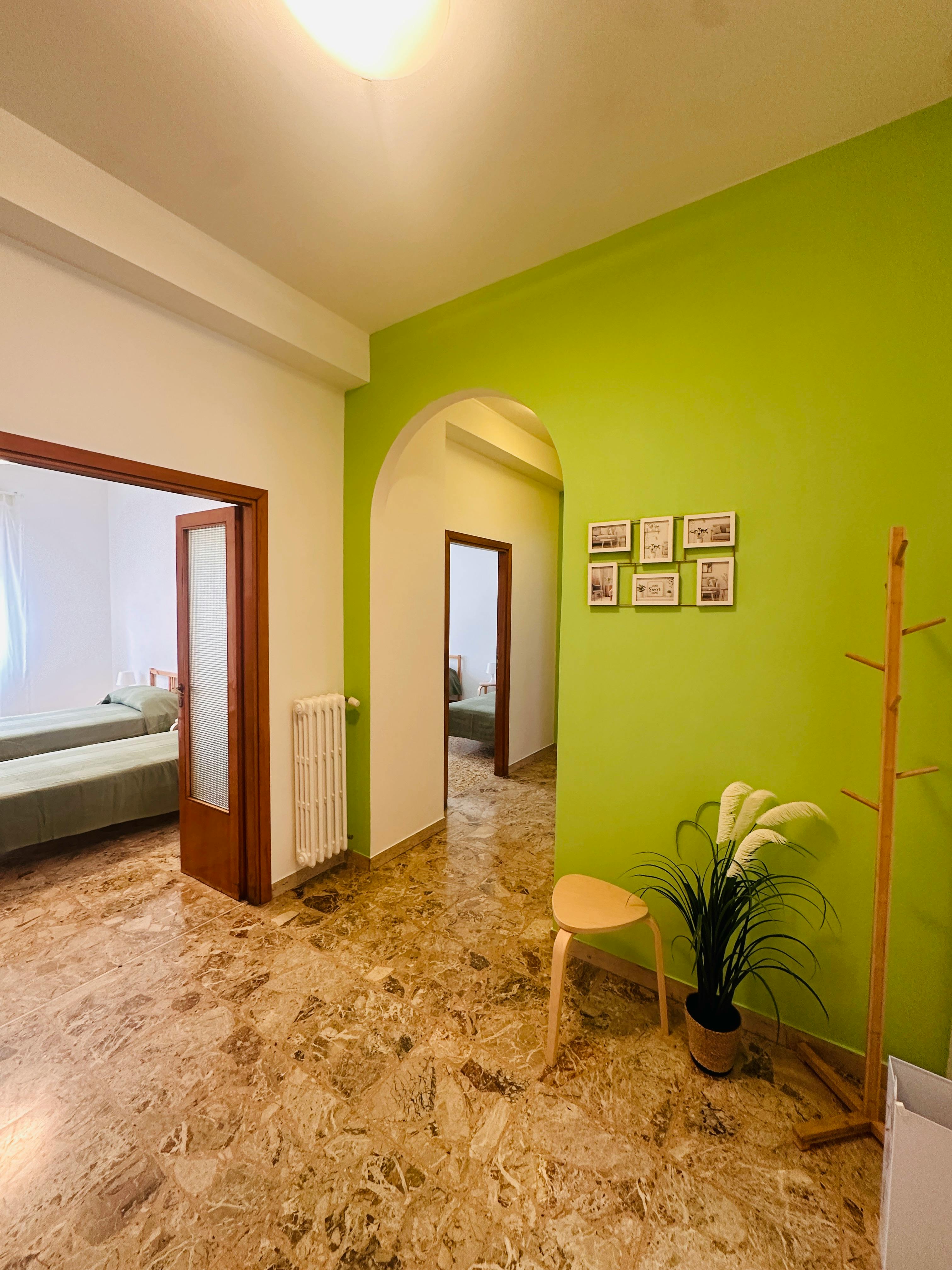 Квартира за оренду для 1 300 EUR на місяць у Ancona, Corso Carlo Alberto