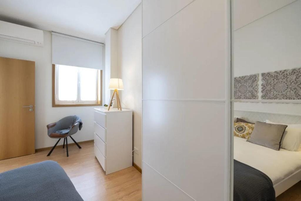 1-Bedroom Apartment in Rua de Santa Catarina, Porto (1735664) ROOM 3