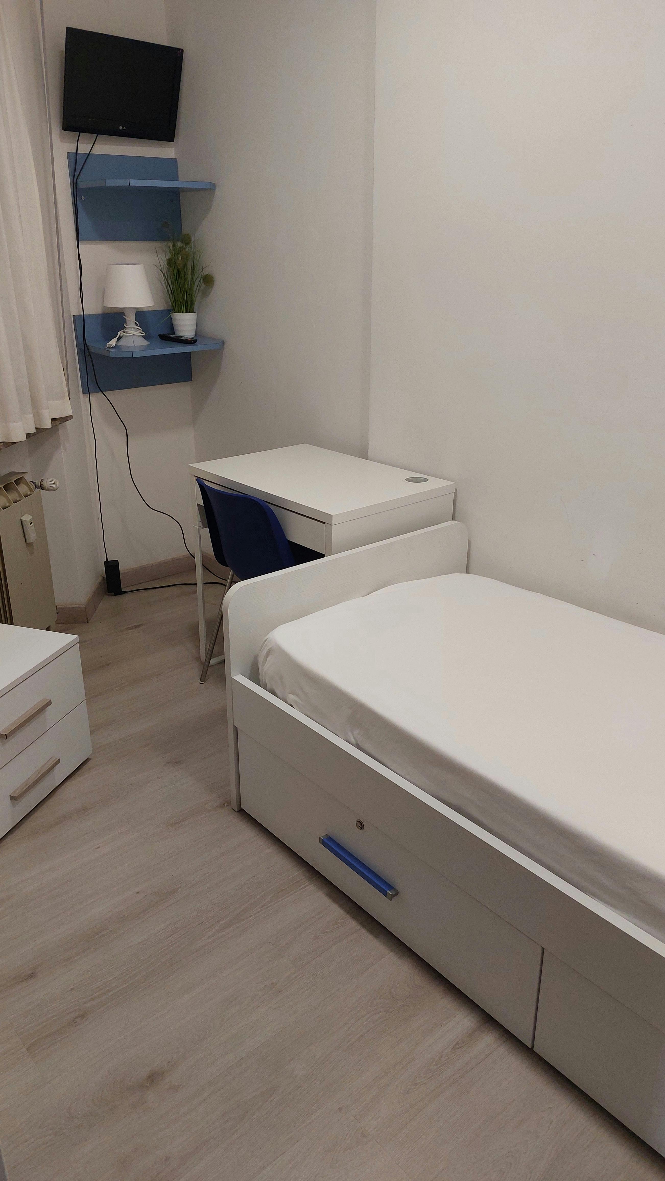 Privé kamer te huur voor € 200 per maand in Perugia, Via Sicilia