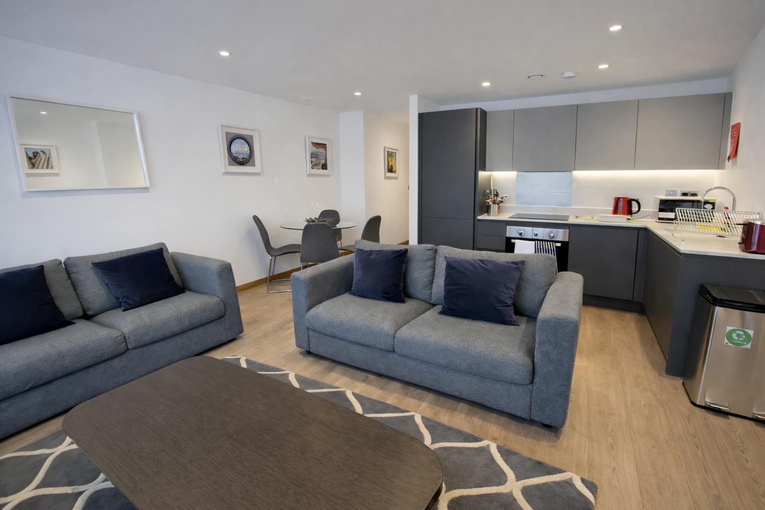 Apartamento para alugar por £ 4.852 por mês em Thames Ditton, Harvest Lane
