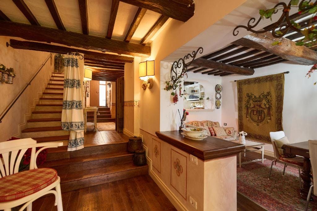 Mieszkanie do wynajęcia za 1550 € miesięcznie w mieście Perugia, Via Benincasa