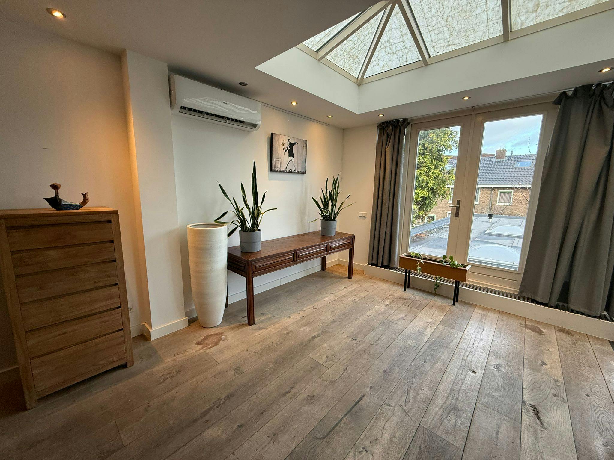 Mieszkanie do wynajęcia za 2975 € miesięcznie w mieście Eindhoven, Leenderweg