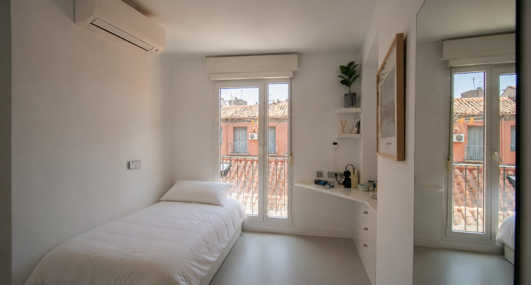 Calle de Sierra Bullones, Madrid preview