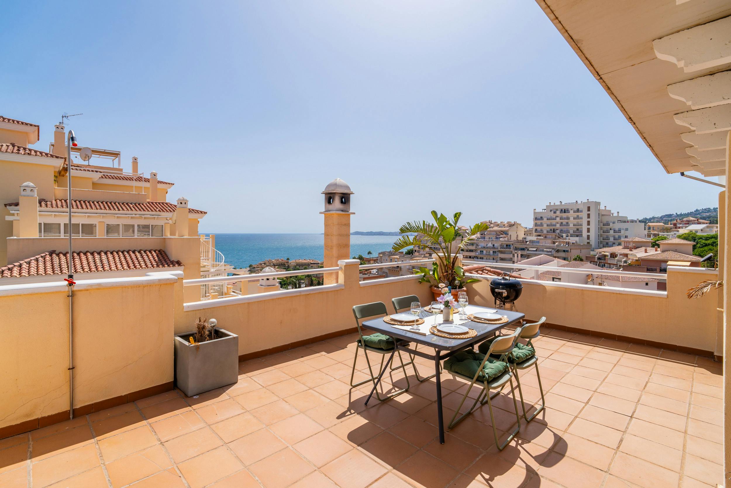2-Bedroom Apartment in Calle Ancla, Benalmádena (1735835) ROOM 1