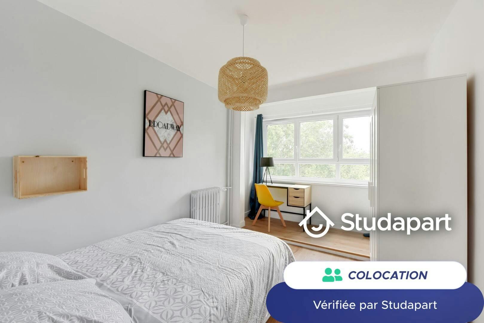 Private room for rent on Boulevard Benoni Goullin, Nantes - Plus