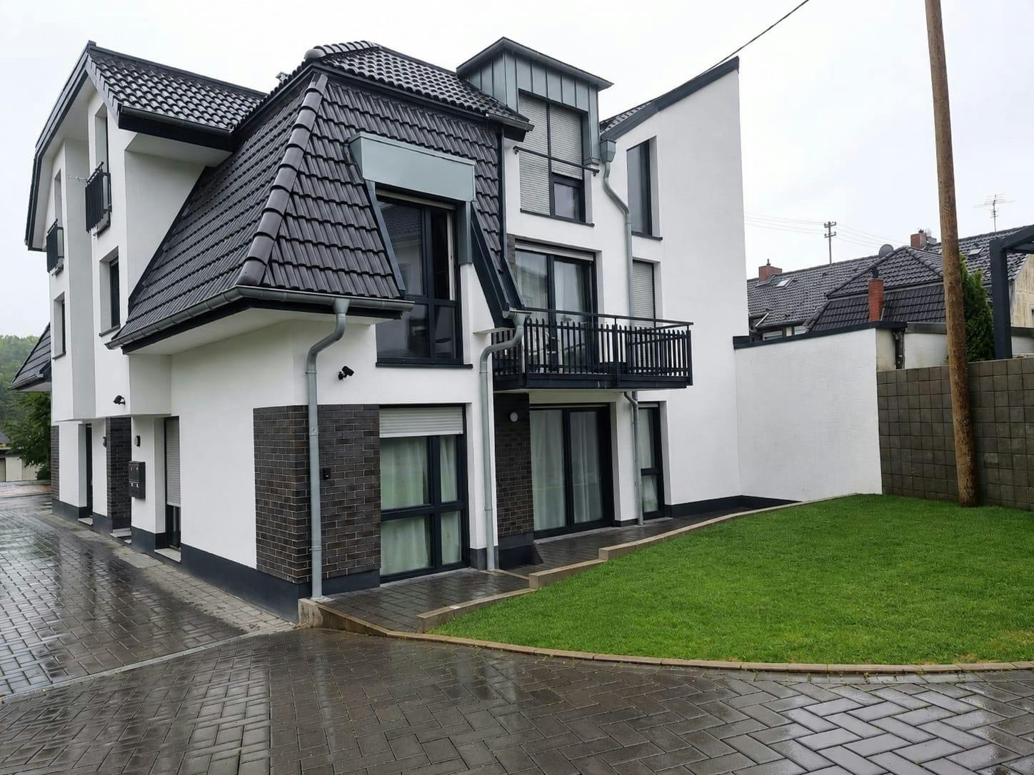 Mieszkanie do wynajęcia za 2950 € miesięcznie w mieście Hürth, Kreuzstraße
