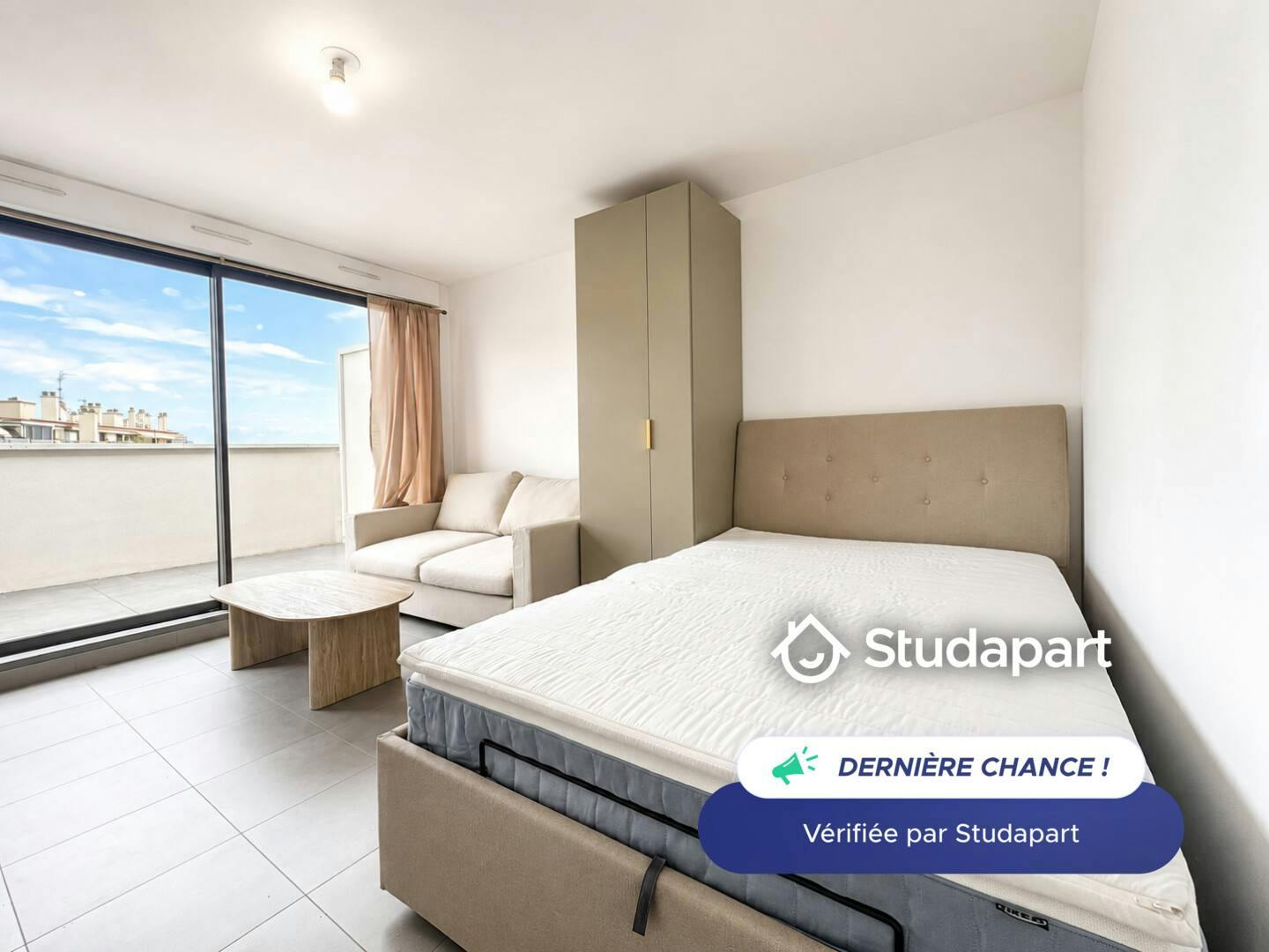 公寓 正在以 €950 的月租出租，其位于 Roquebrune-Cap-Martin, Rue du Moulin