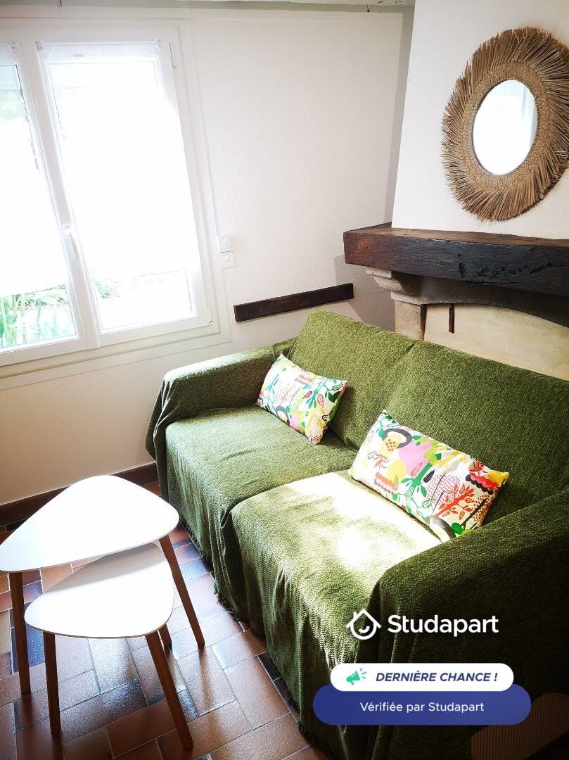 Apartament de închiriat pentru 560 EUR pe lună în Saint-Cyr-sur-Loire, Allée Louis Appere