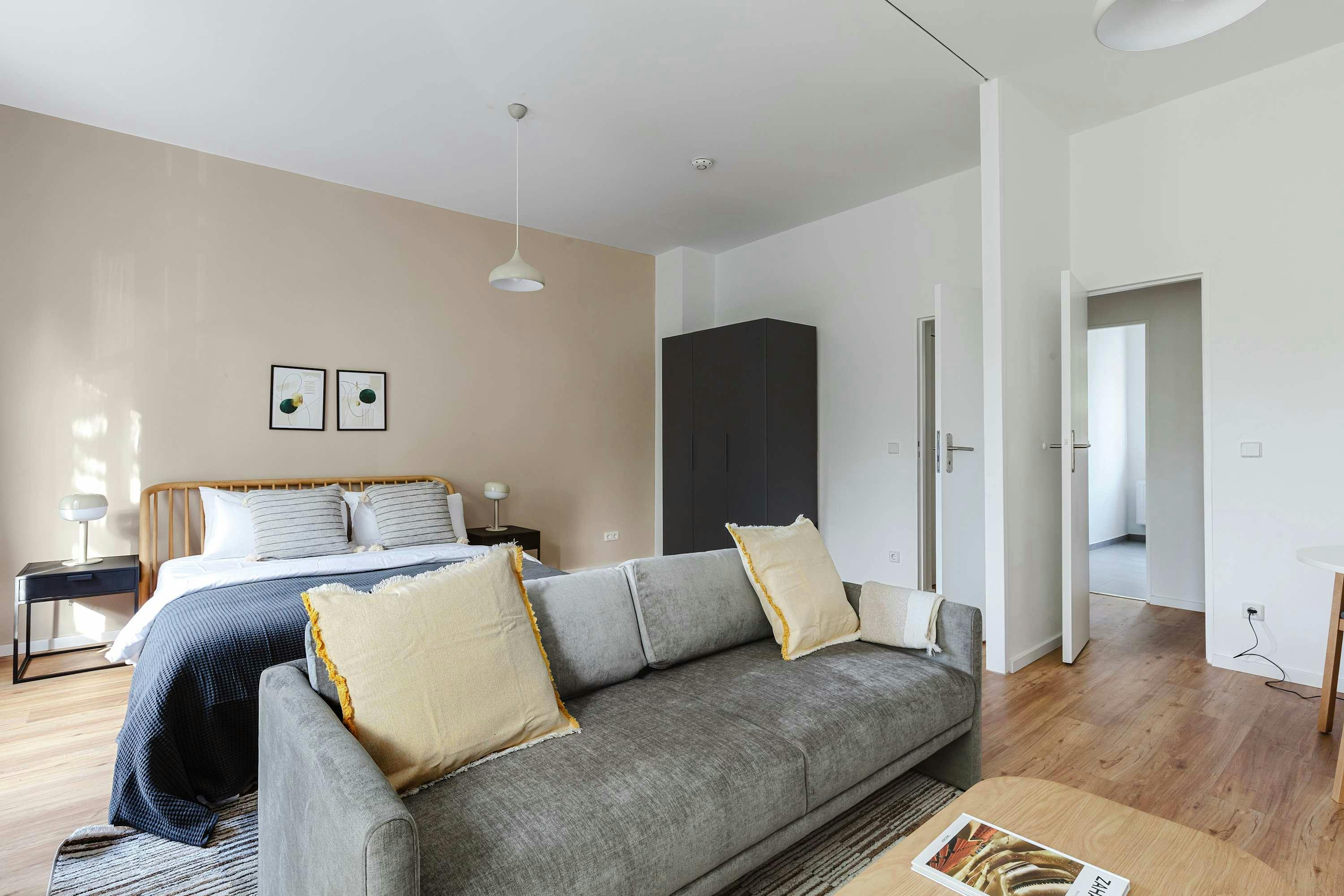 1-Bedroom Apartment in Hohenzollerndamm, Berlin (1736121) ROOM 2