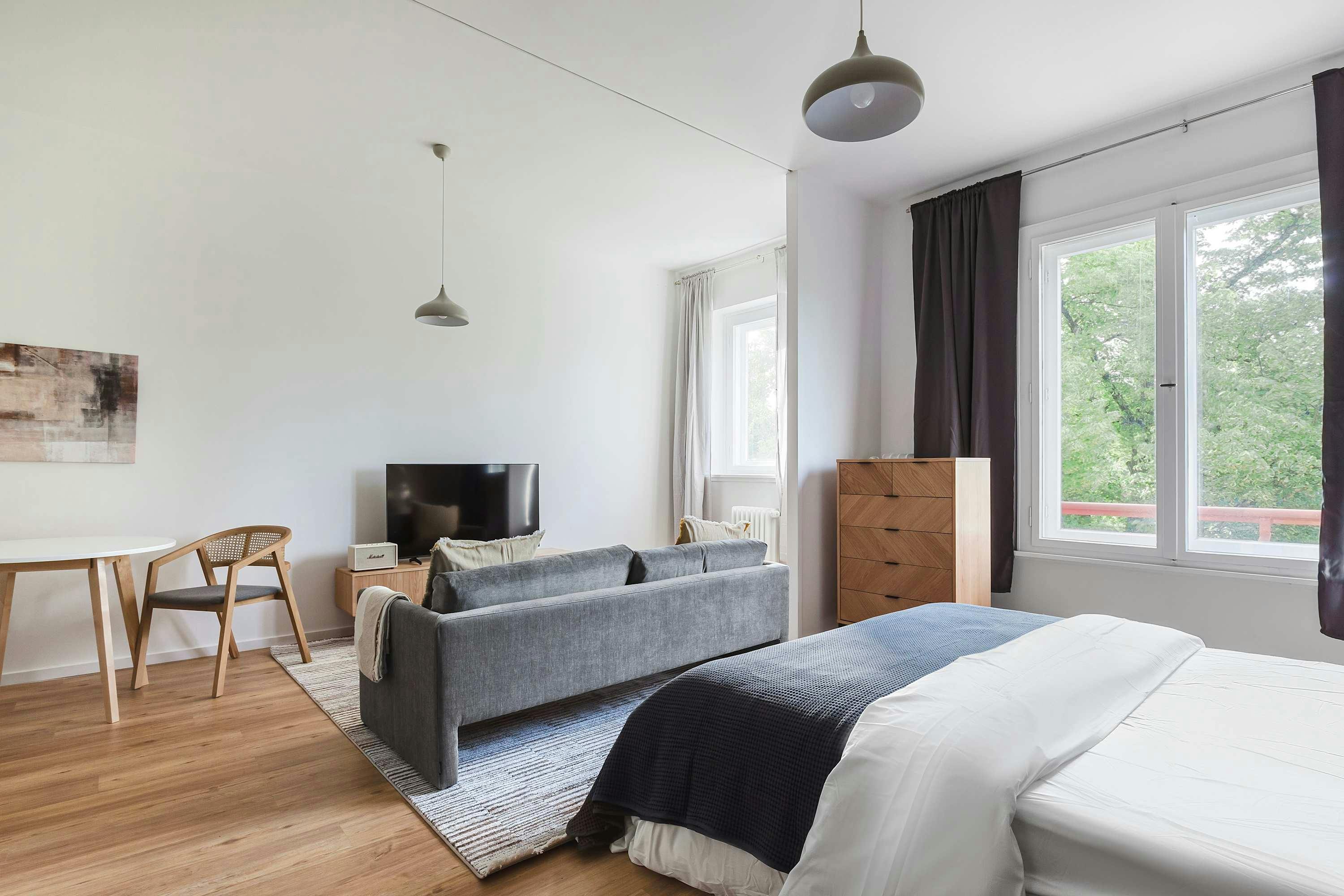 1-Bedroom Apartment in Hohenzollerndamm, Berlin (1736121) ROOM 1