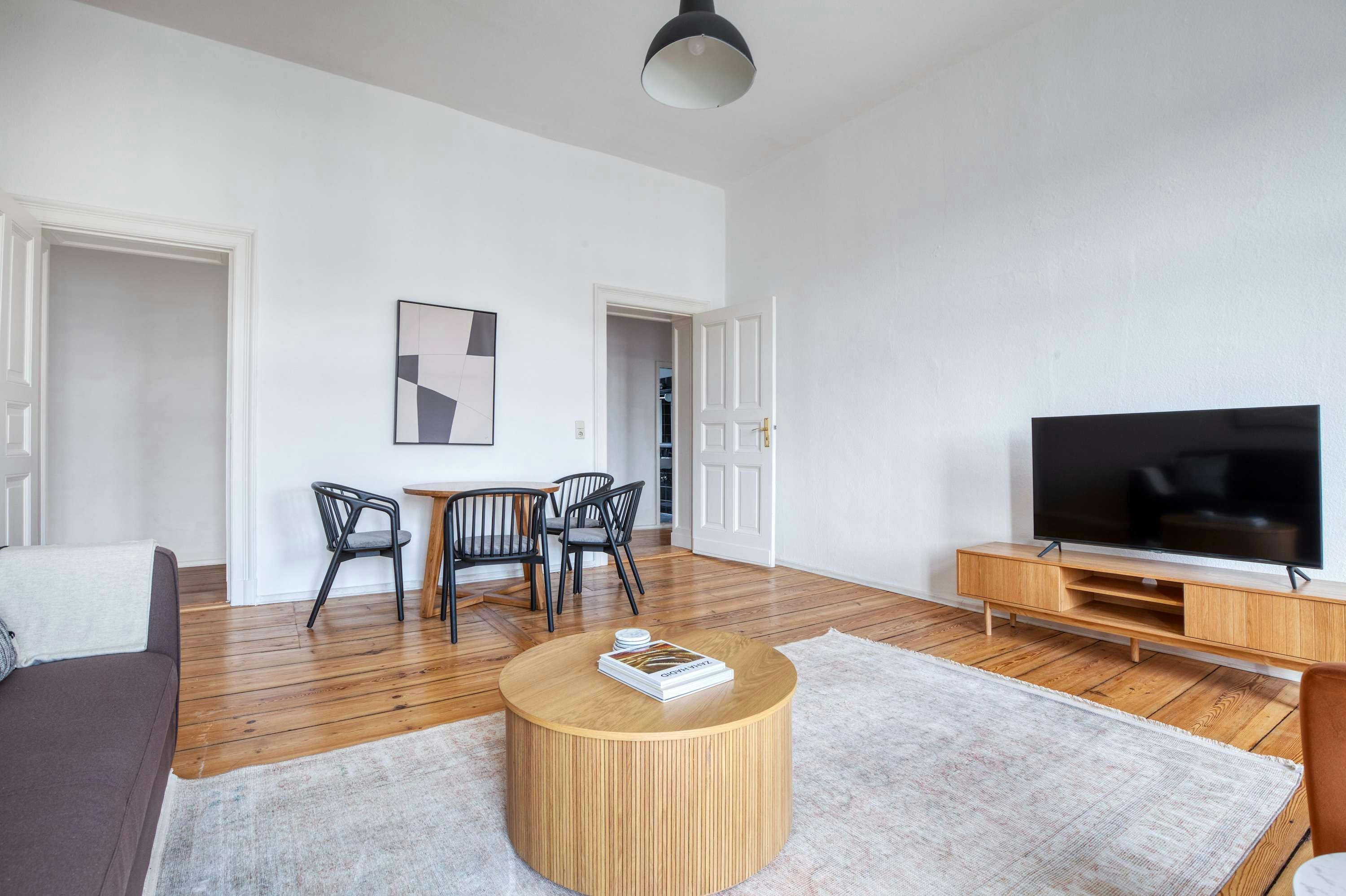 2-Bedroom Apartment in Petersburger Straße, Berlin (1736125) room image 2