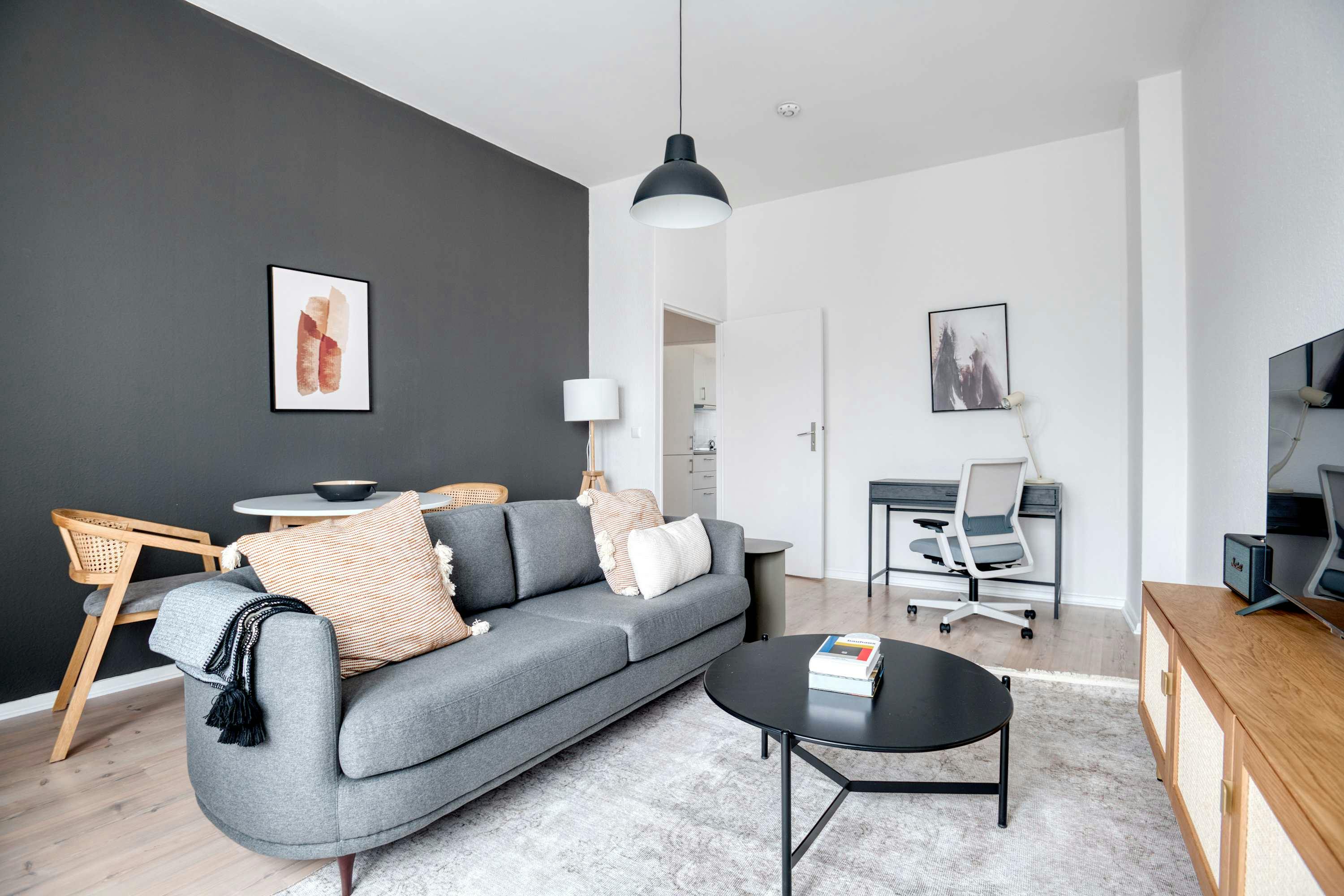 1-Bedroom Apartment in Hohenzollerndamm, Berlin (1736132) ROOM 2