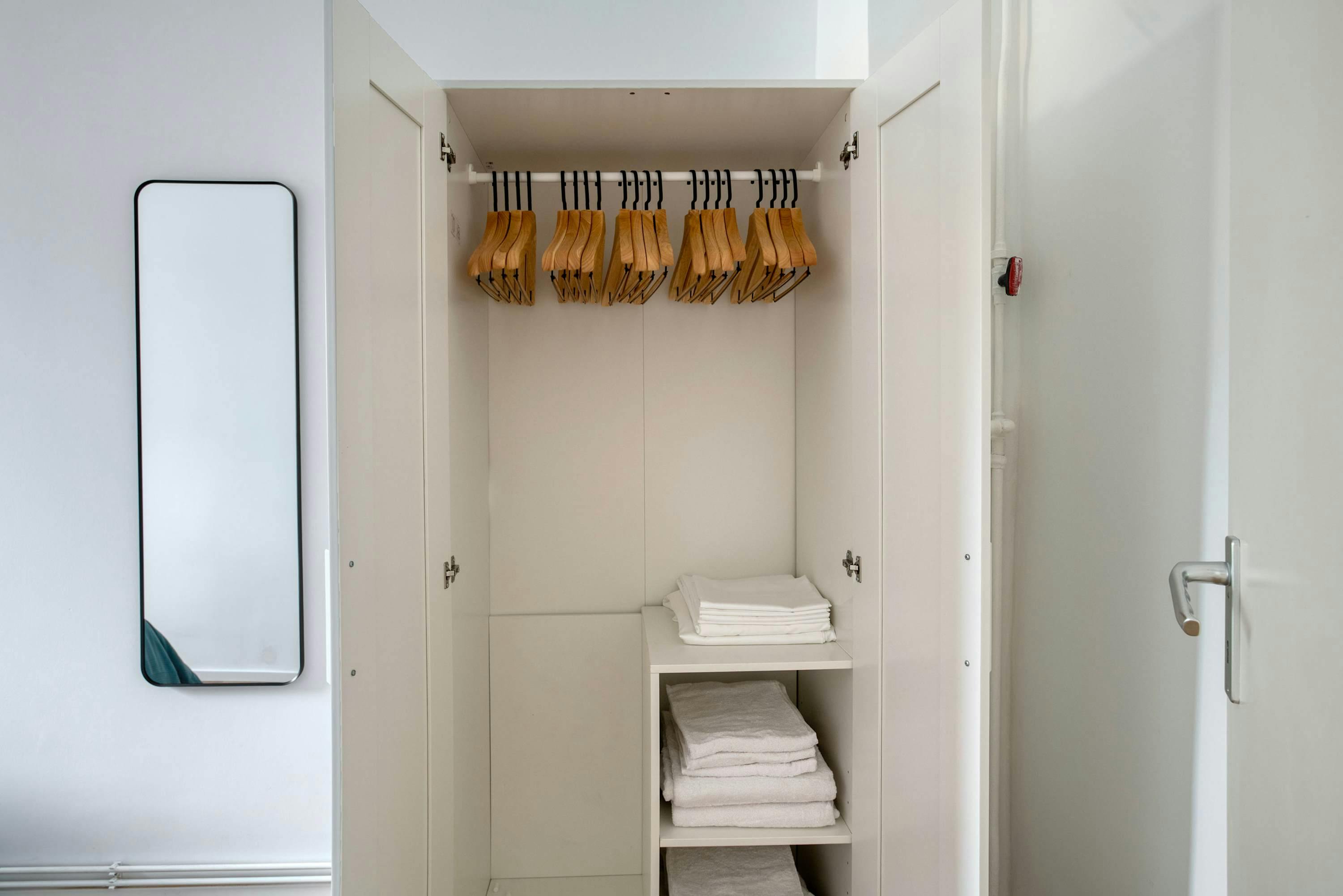 2-Bedroom Apartment in Hohenzollerndamm, Berlin (1736133) room image 10