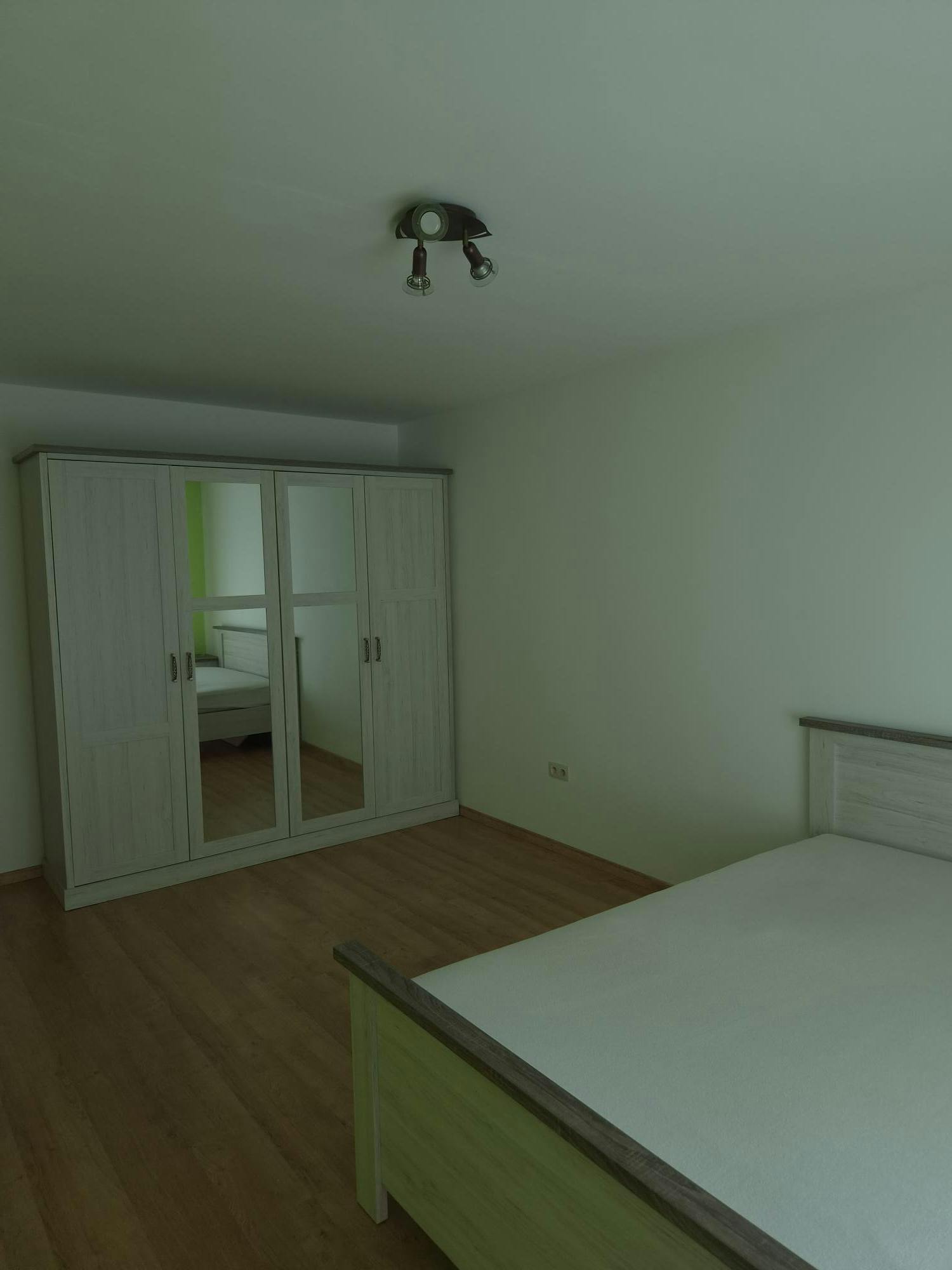 Privat rum att hyra för 385 € i månaden i La Louvière, Rue lait Beurré