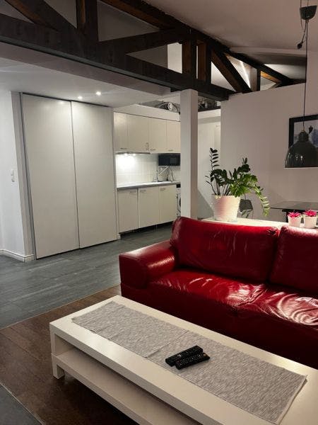 Mieszkanie do wynajęcia za 3901 zł miesięcznie w mieście Warsaw, Aleja Niepodległości