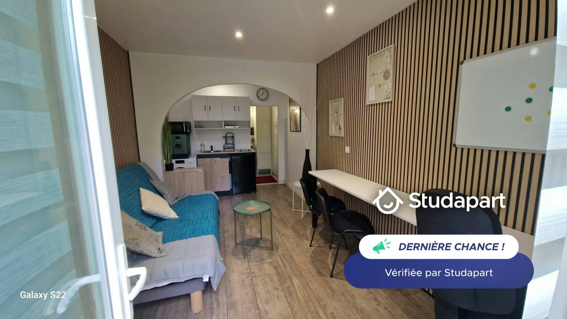 Apartment for rent for €690 per month in Eysines, Rue de Blaheraut