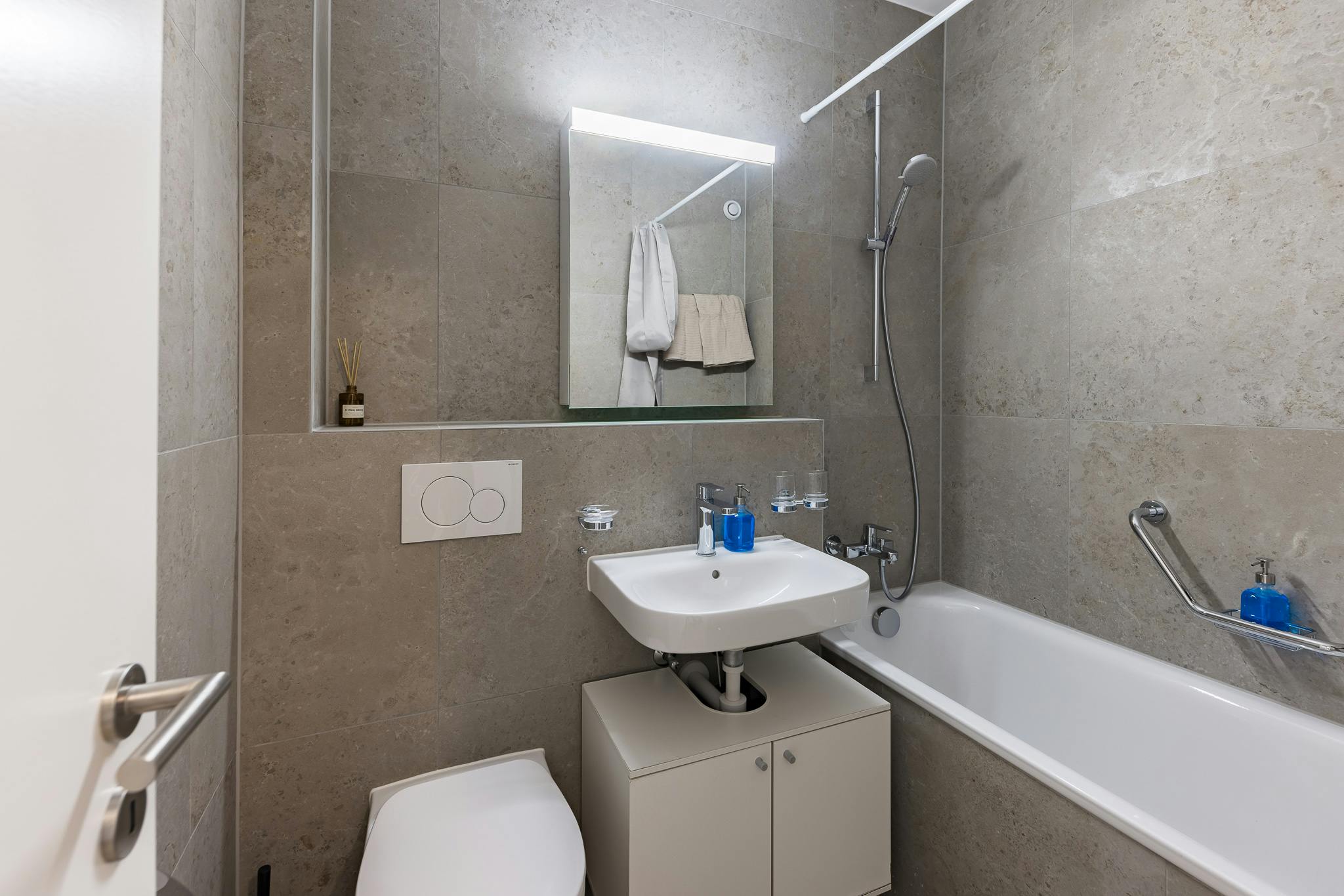 preview gallery tile