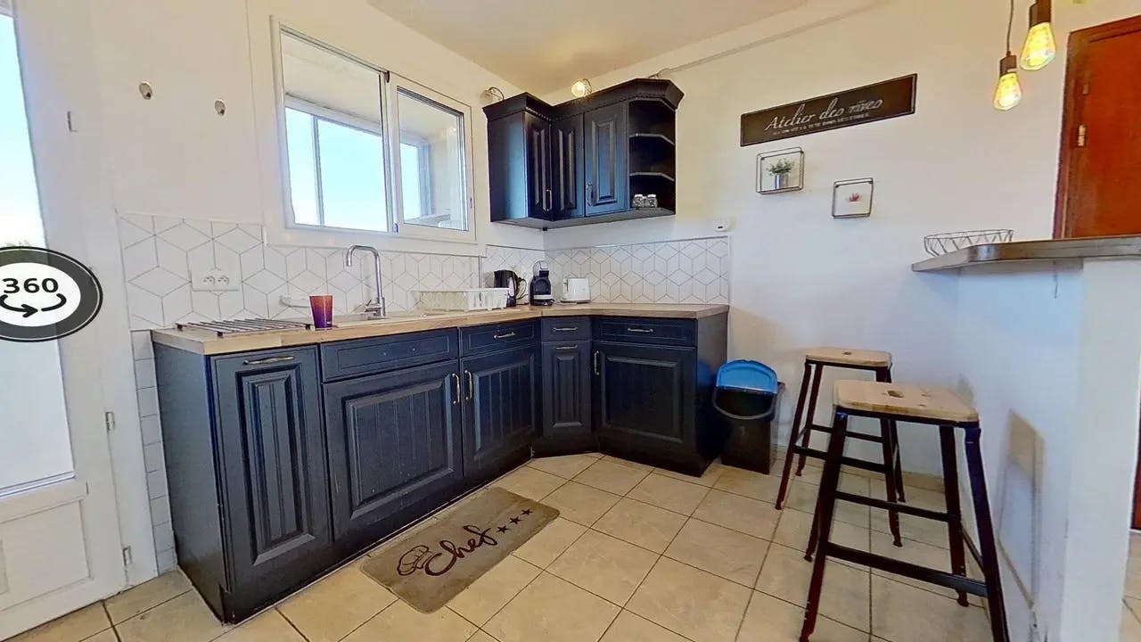 3-Bedroom Apartment in Avenue Georges Dayan, Nîmes (1736469) room image 10