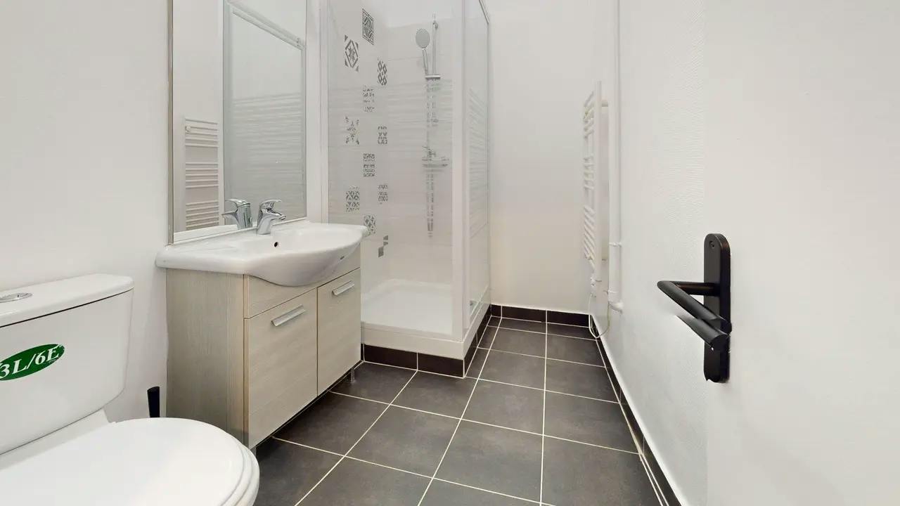 Apartment in Rue du 24 Février 1848, Villeurbanne (1736472) COMMON_AREA 2