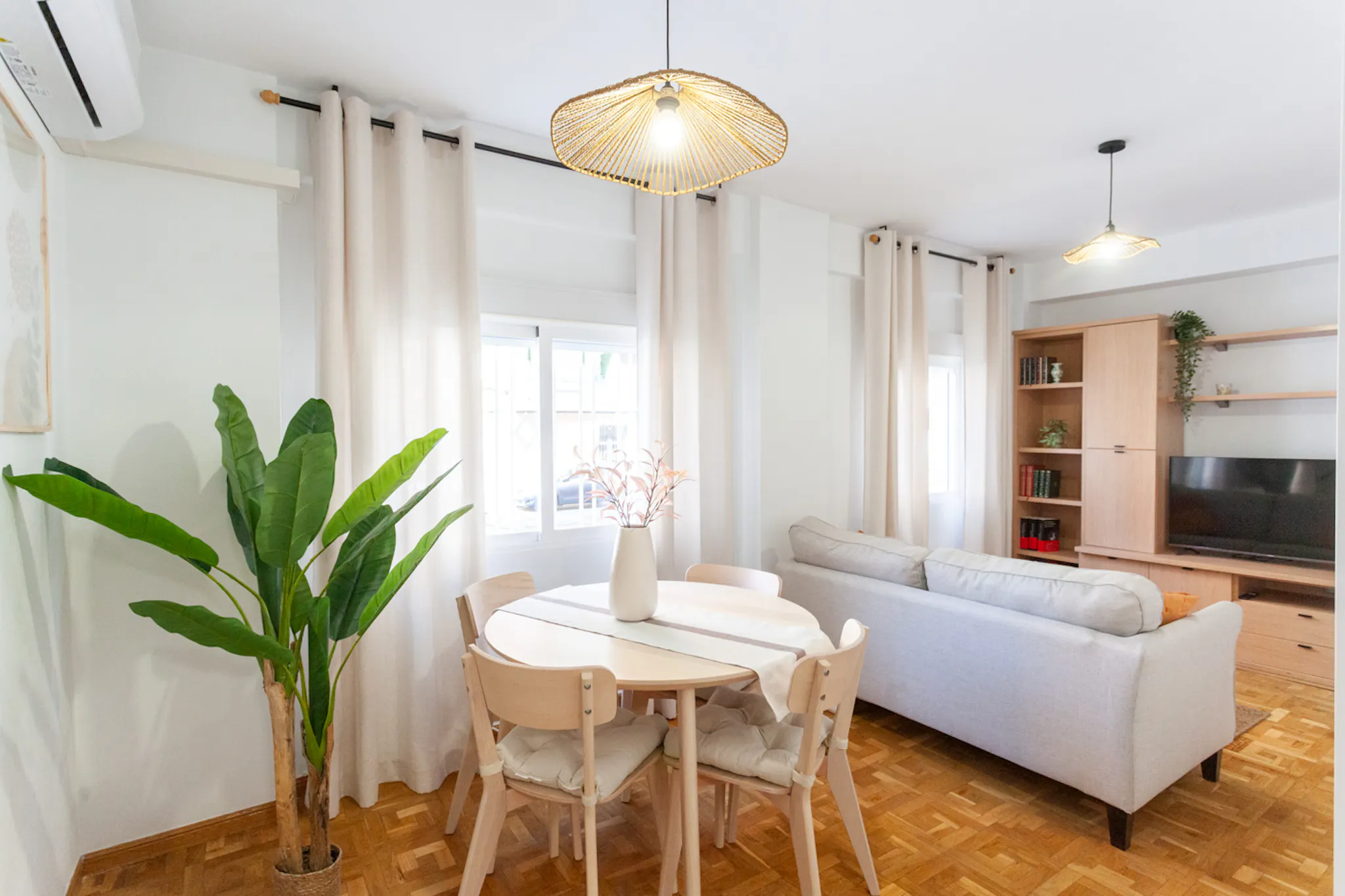 Calle de Ricardo Ortiz, Madrid preview