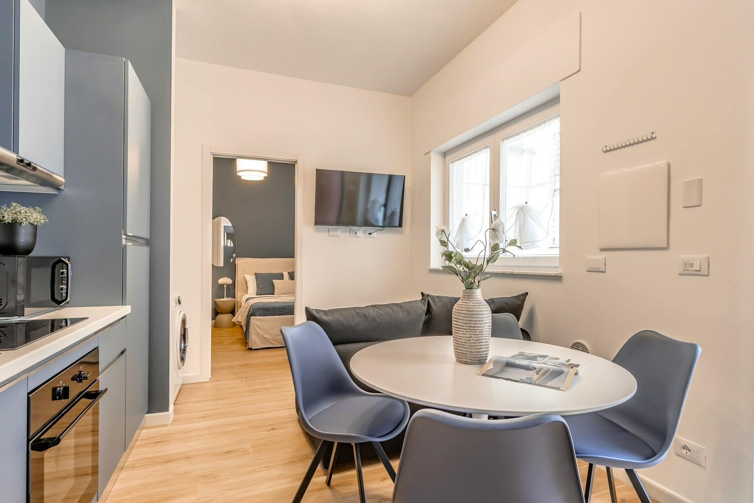 1-Bedroom Building in Via San Bernardino, Turin (1736562) ROOM 2