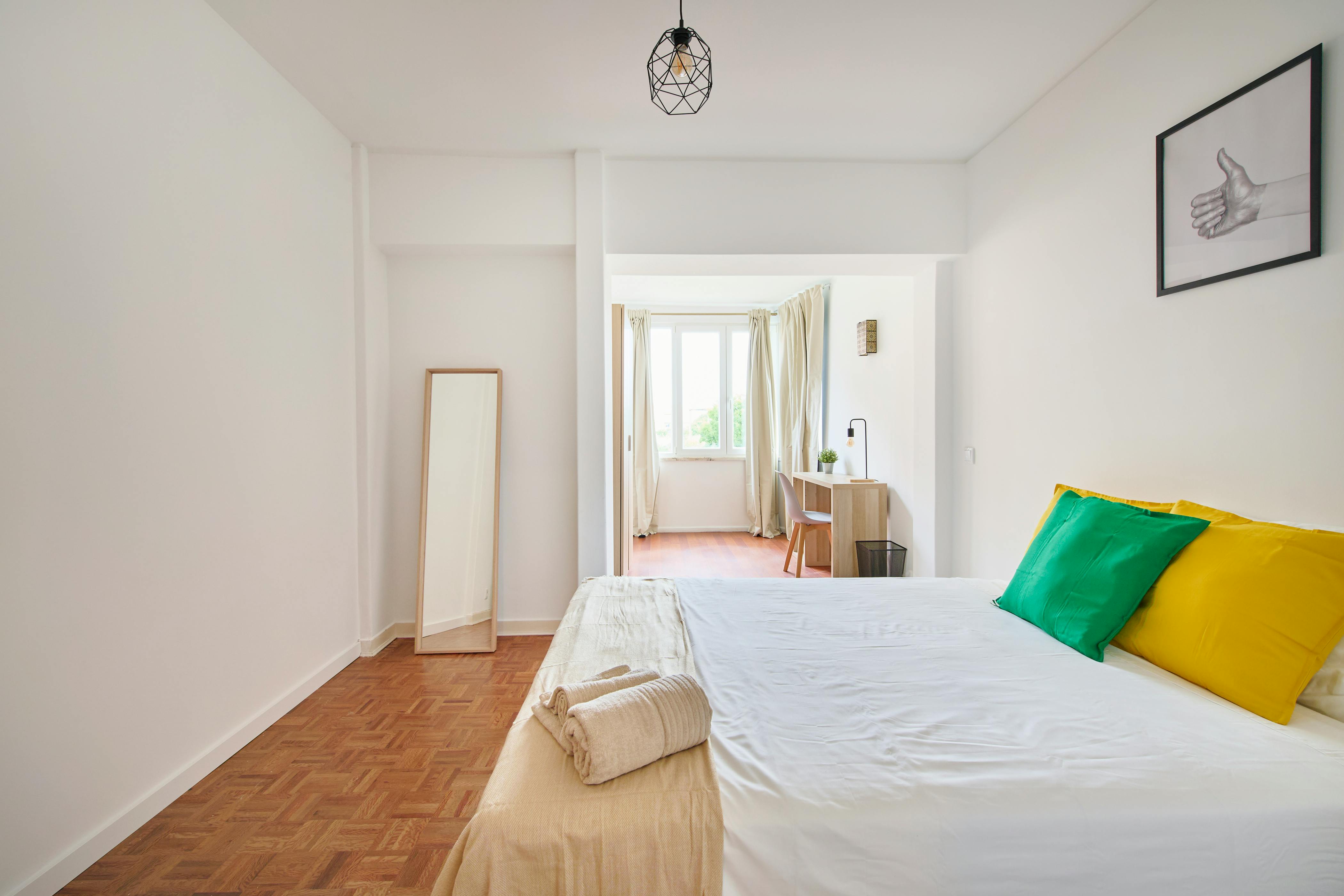 WG-Zimmer zu mieten für 650 € pro Monat in São Domingos de Rana, Rua das Rosas