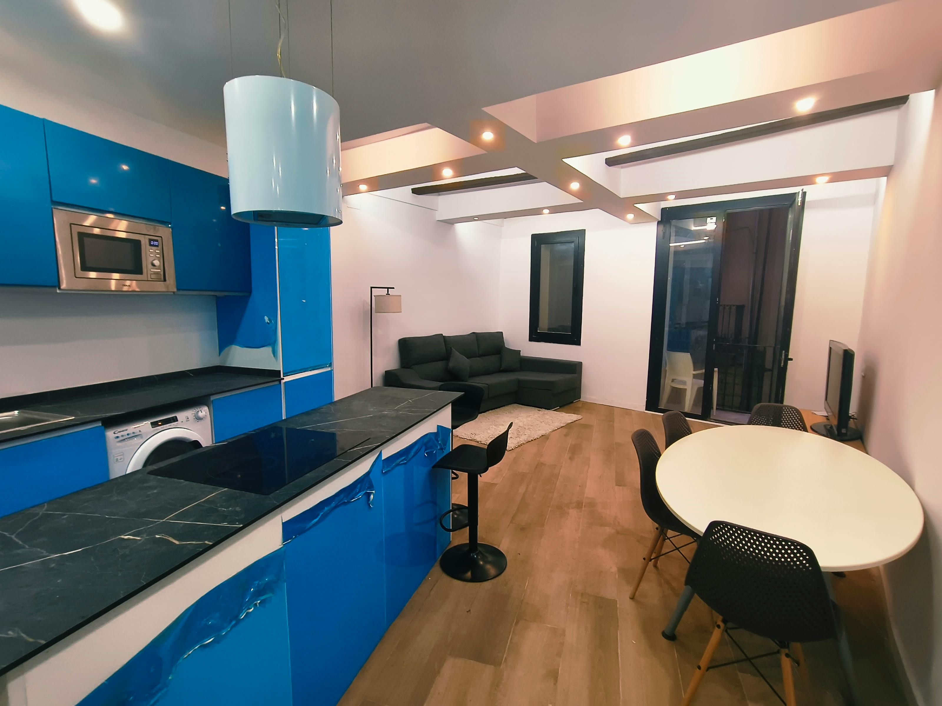 2-Bedroom Building in Carrer de la Boqueria, Barcelona (1736587) ROOM 1